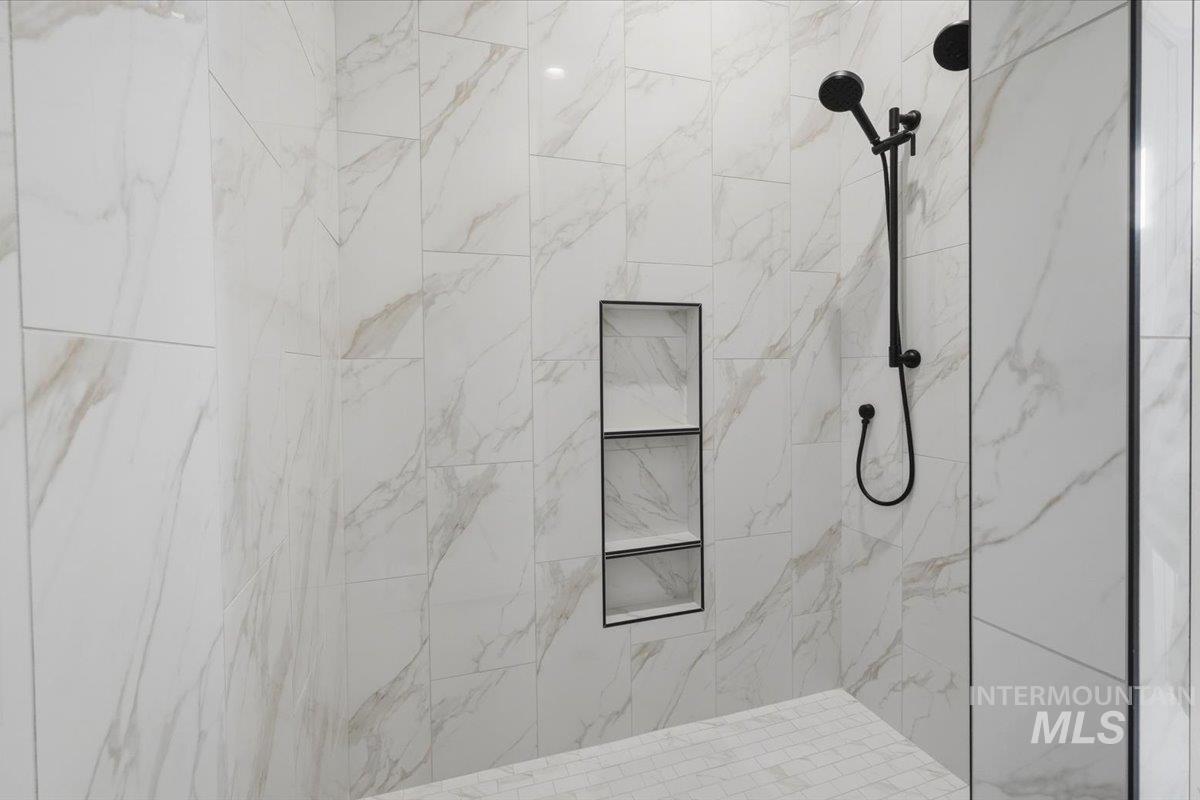 6970 E Chicken Hawk Loop, Nampa, Idaho 83686, 4 Bedrooms, 3.5 Bathrooms, Residential For Sale, Price $999,500,MLS 98982338