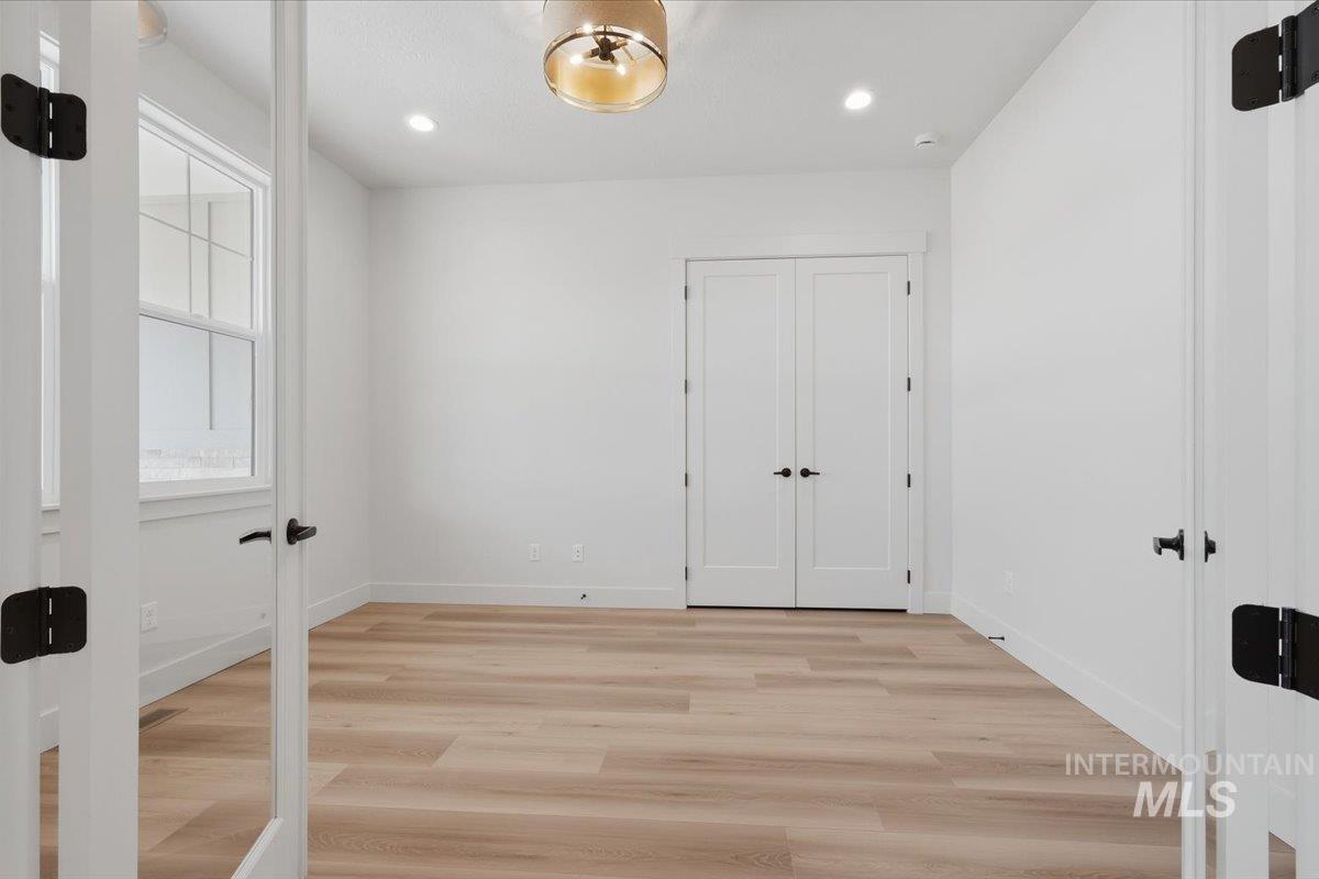 6970 E Chicken Hawk Loop, Nampa, Idaho 83686, 4 Bedrooms, 3.5 Bathrooms, Residential For Sale, Price $999,500,MLS 98982338