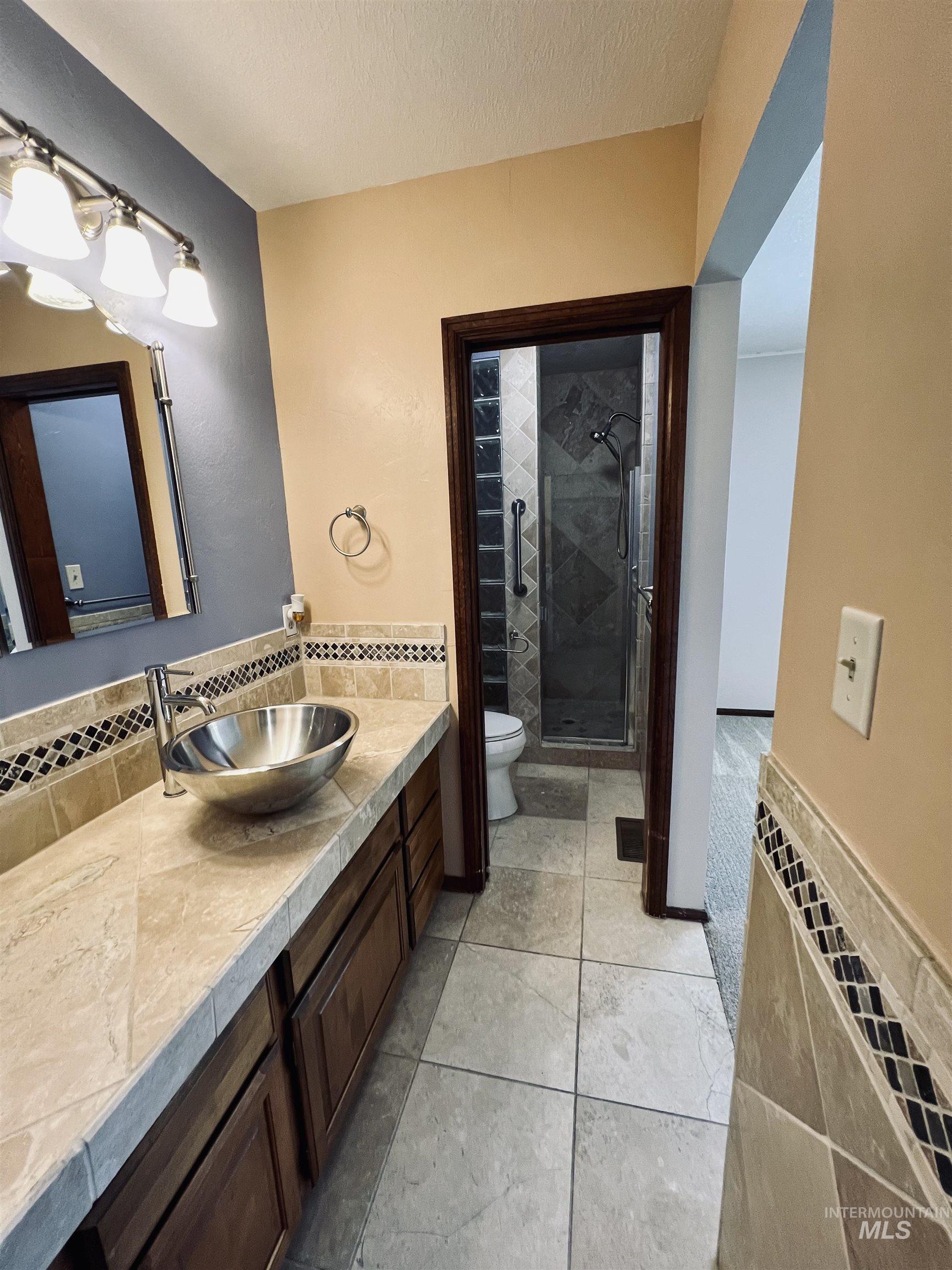 1852 NW 5th Ave, Ontario, Oregon 97914, 3 Bedrooms, 2 Bathrooms, Residential For Sale, Price $349,900,MLS 98982339