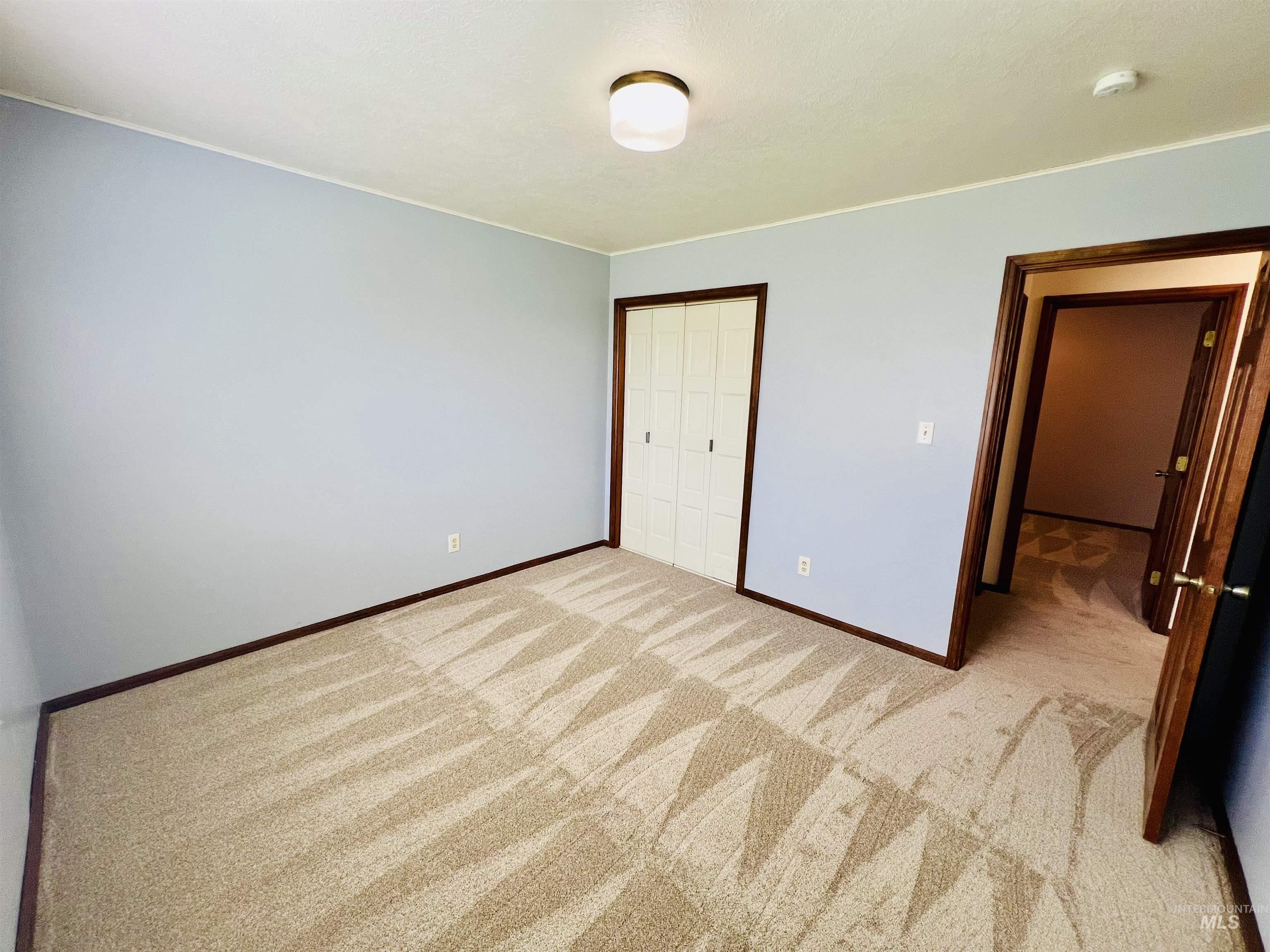 1852 NW 5th Ave, Ontario, Oregon 97914, 3 Bedrooms, 2 Bathrooms, Residential For Sale, Price $349,900,MLS 98982339