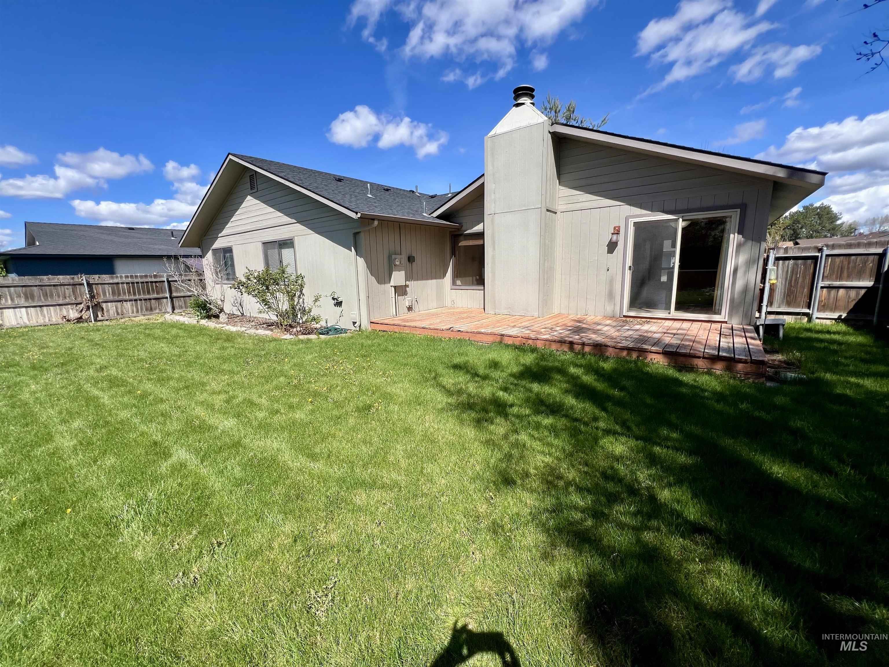 1852 NW 5th Ave, Ontario, Oregon 97914, 3 Bedrooms, 2 Bathrooms, Residential For Sale, Price $349,900,MLS 98982339