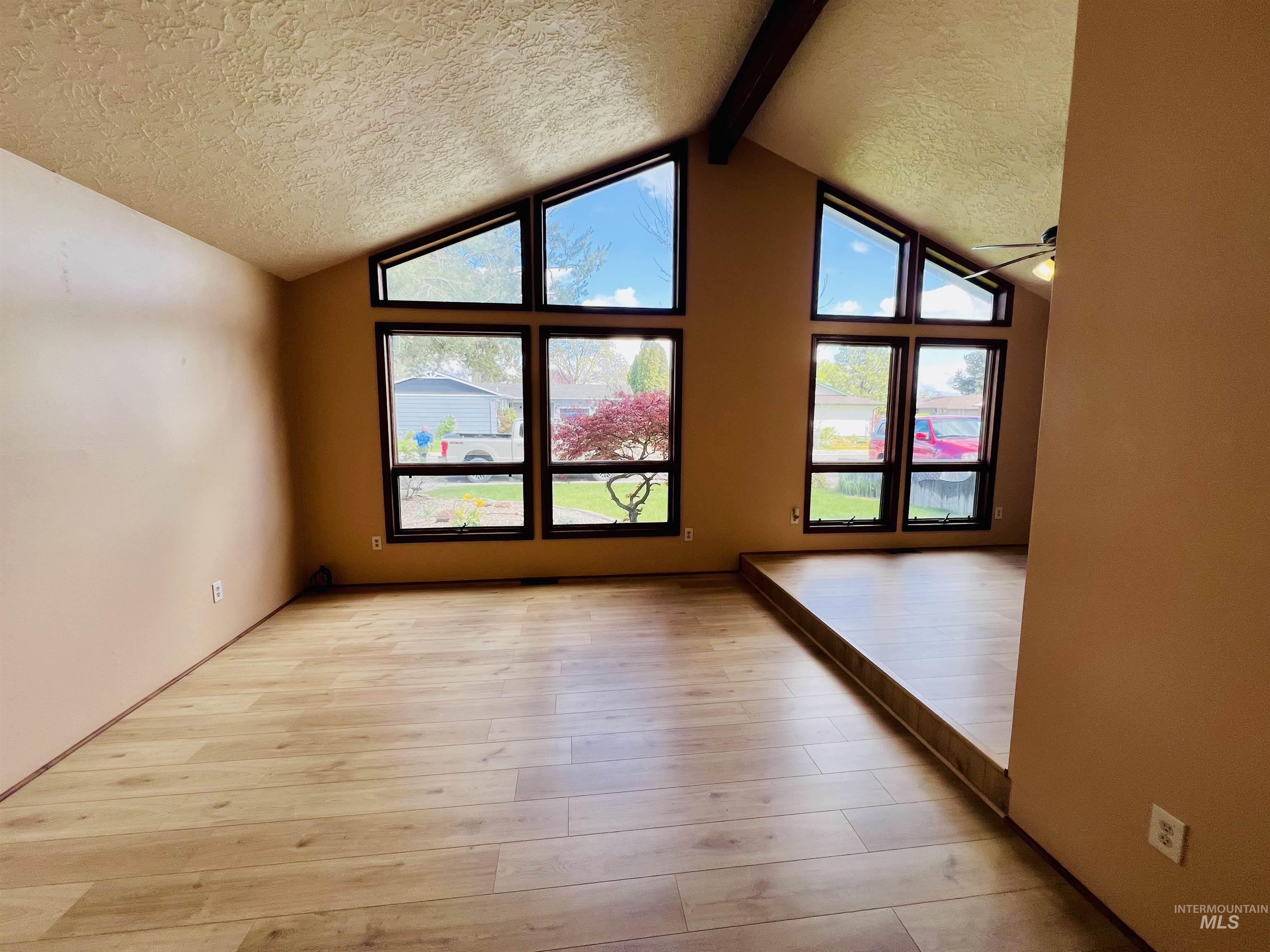 1852 NW 5th Ave, Ontario, Oregon 97914, 3 Bedrooms, 2 Bathrooms, Residential For Sale, Price $349,900,MLS 98982339