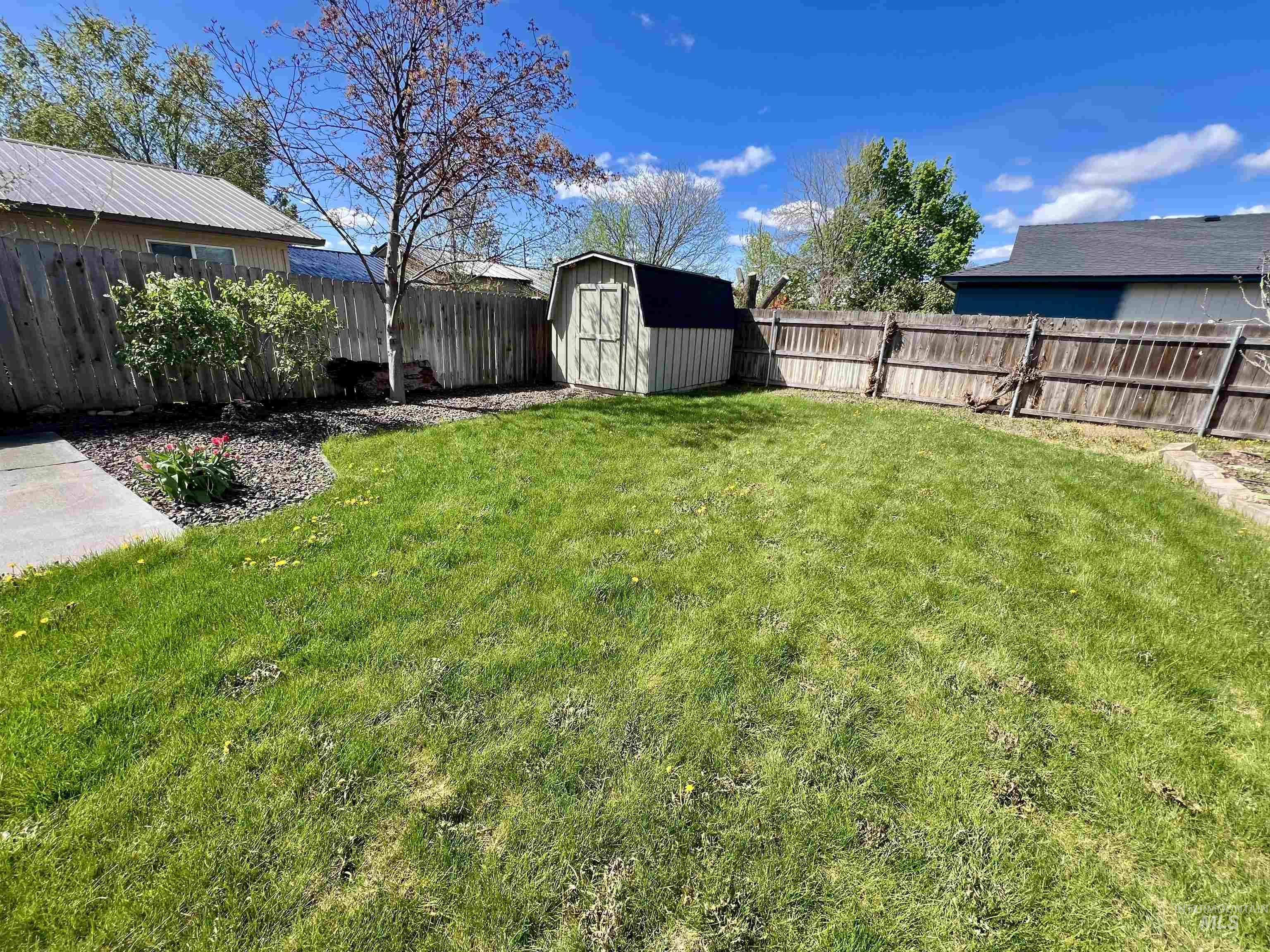 1852 NW 5th Ave, Ontario, Oregon 97914, 3 Bedrooms, 2 Bathrooms, Residential For Sale, Price $349,900,MLS 98982339