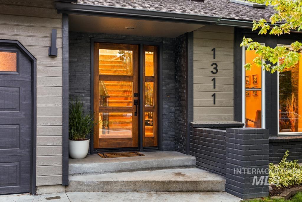 1311 E Lexington Ct, Boise, Idaho 83706, 4 Bedrooms, 2.5 Bathrooms, Residential For Sale, Price $847,770,MLS 98982341