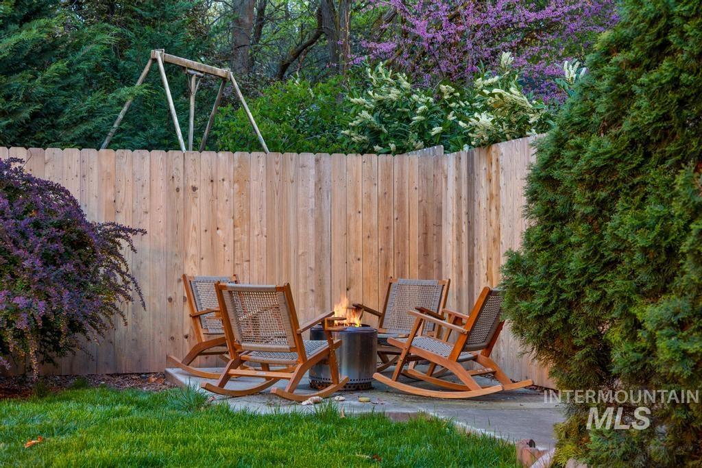 1311 E Lexington Ct, Boise, Idaho 83706, 4 Bedrooms, 2.5 Bathrooms, Residential For Sale, Price $847,770,MLS 98982341