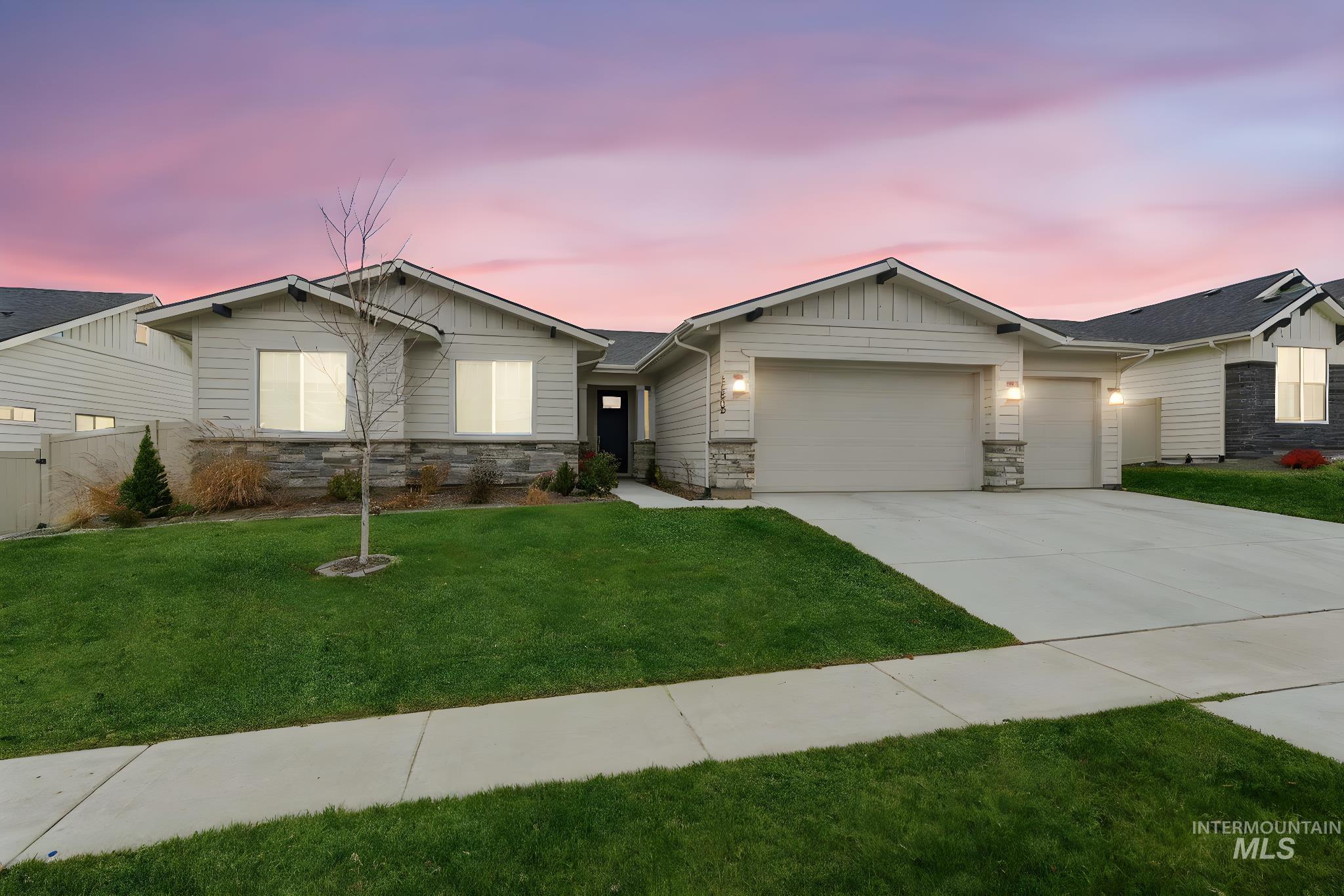 12602 S Teano Ave., Nampa, Idaho 83686, 3 Bedrooms, 2 Bathrooms, Residential For Sale, Price $545,000,MLS 98982342