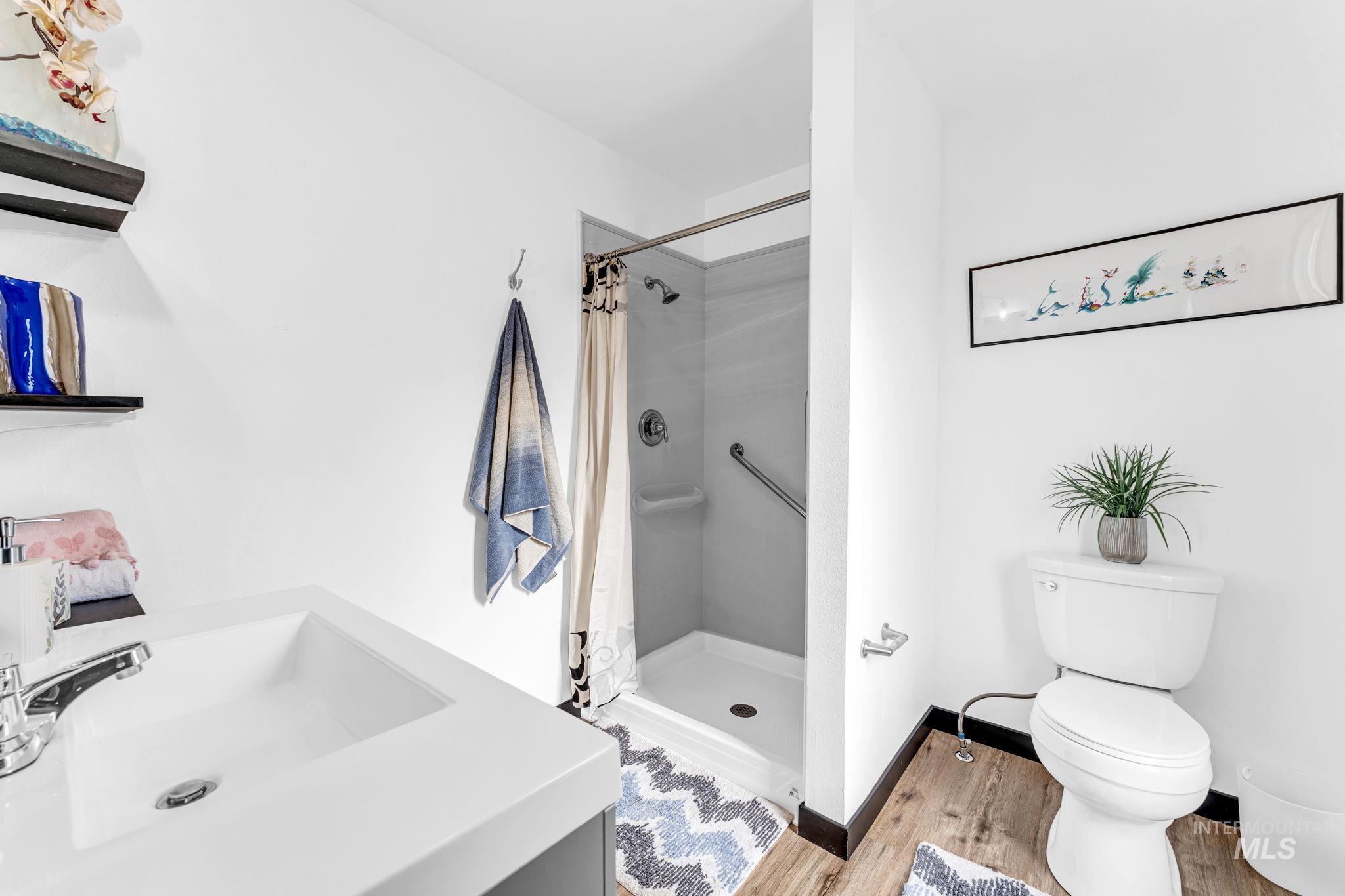 103 Rainbow Cir, Buhl, Idaho 83316, 3 Bedrooms, 2 Bathrooms, Residential For Sale, Price $339,900,MLS 98982343