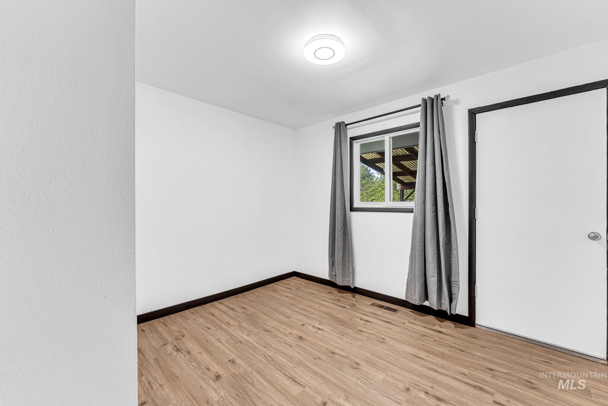 103 Rainbow Cir, Buhl, Idaho 83316, 3 Bedrooms, 2 Bathrooms, Residential For Sale, Price $339,900,MLS 98982343