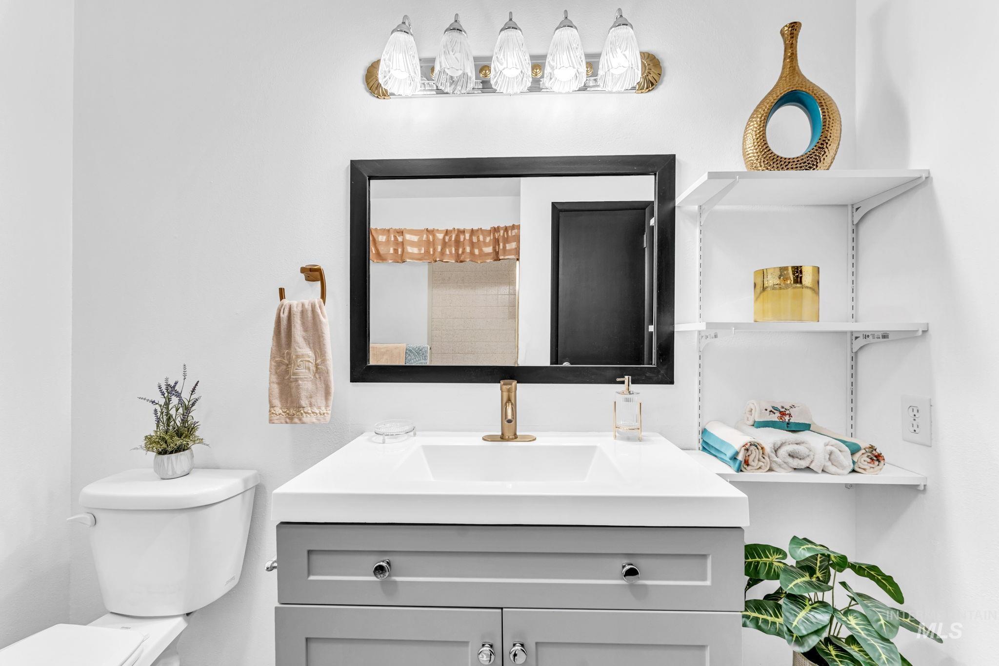 103 Rainbow Cir, Buhl, Idaho 83316, 3 Bedrooms, 2 Bathrooms, Residential For Sale, Price $339,900,MLS 98982343