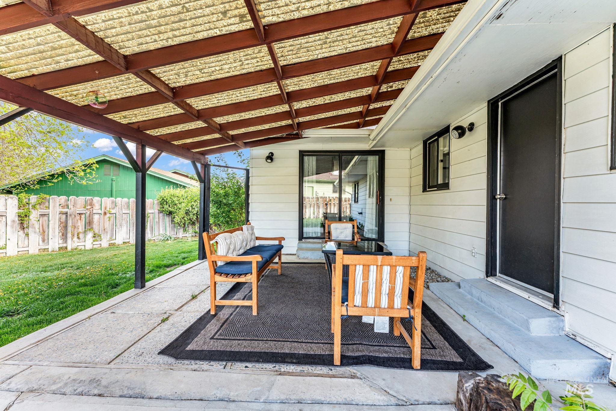 103 Rainbow Cir, Buhl, Idaho 83316, 3 Bedrooms, 2 Bathrooms, Residential For Sale, Price $339,900,MLS 98982343