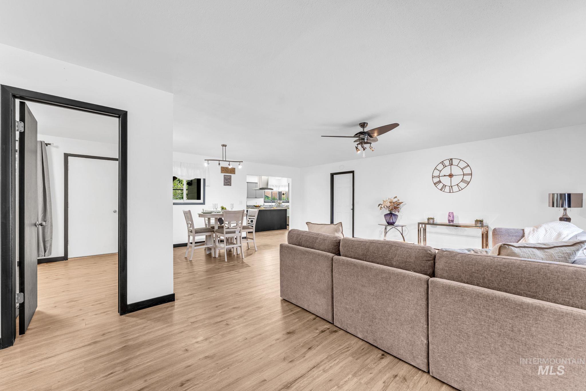 103 Rainbow Cir, Buhl, Idaho 83316, 3 Bedrooms, 2 Bathrooms, Residential For Sale, Price $339,900,MLS 98982343