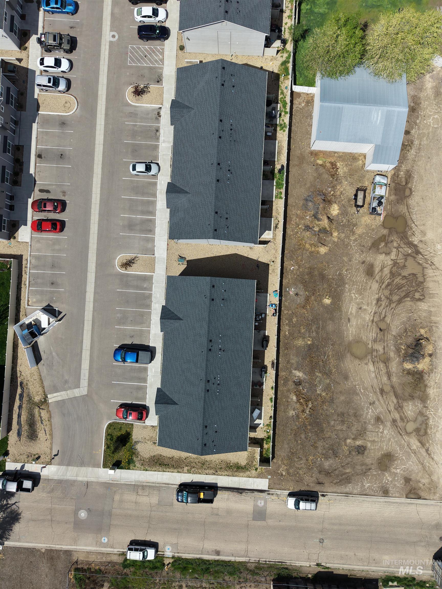 126 E Ravenna Ln, Nampa, Idaho 83687, 3 Bedrooms, 2.5 Bathrooms, Residential For Sale, Price $310,000,MLS 98982344