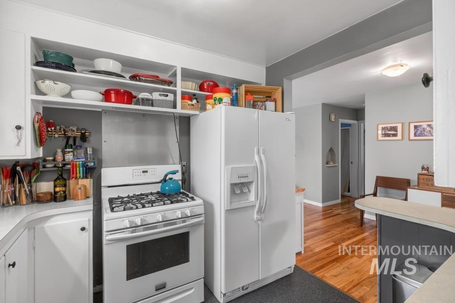 803 E 8th, Moscow, Idaho 83843, 3 Bedrooms, 2 Bathrooms, Residential For Sale, Price $435,000, 98982346