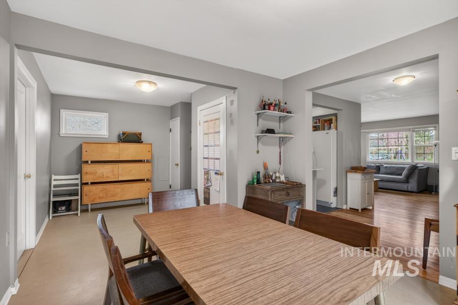 803 E 8th, Moscow, Idaho 83843, 3 Bedrooms, 2 Bathrooms, Residential For Sale, Price $435,000, 98982346