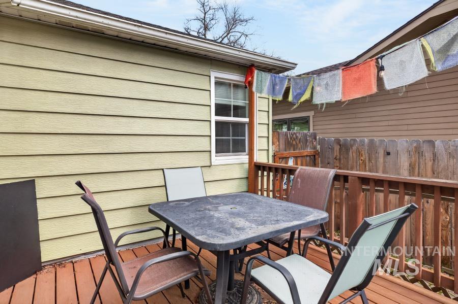 803 E 8th, Moscow, Idaho 83843, 3 Bedrooms, 2 Bathrooms, Residential For Sale, Price $435,000, 98982346