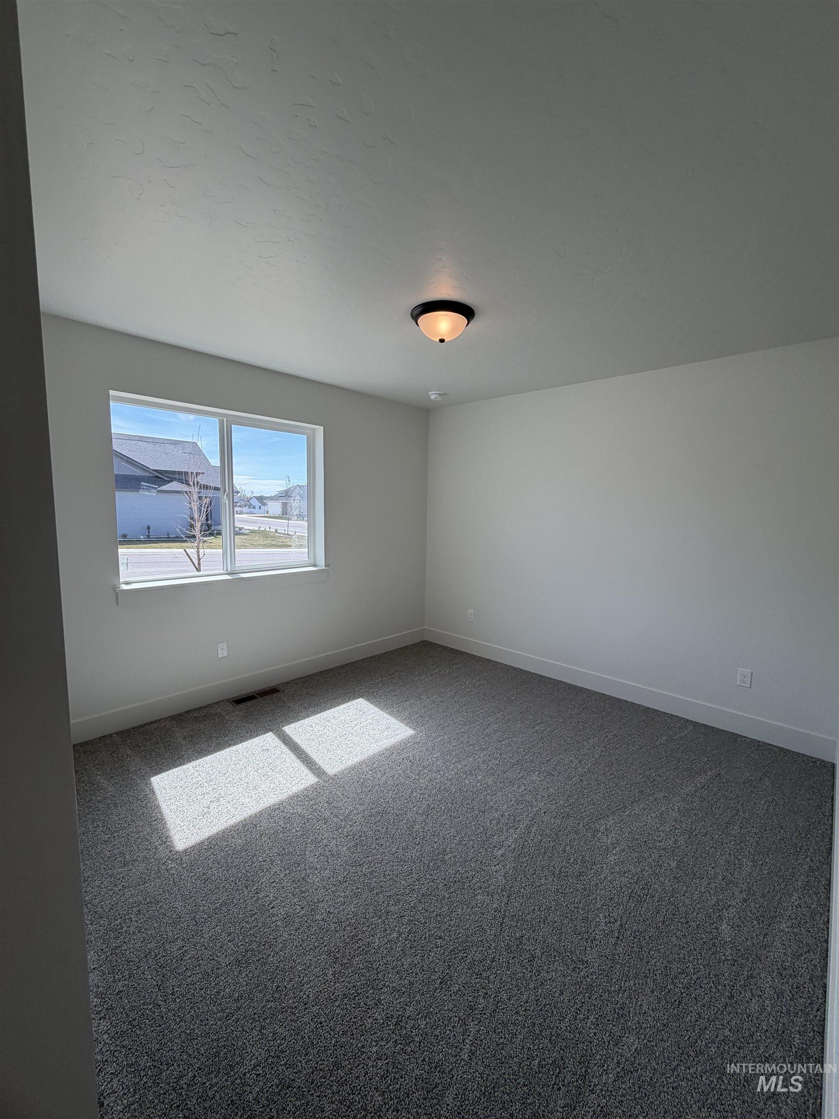 2805 Cypress Pointe Ave, Payette, Idaho 83661, 3 Bedrooms, 2 Bathrooms, Residential For Sale, Price $369,000, 98982347