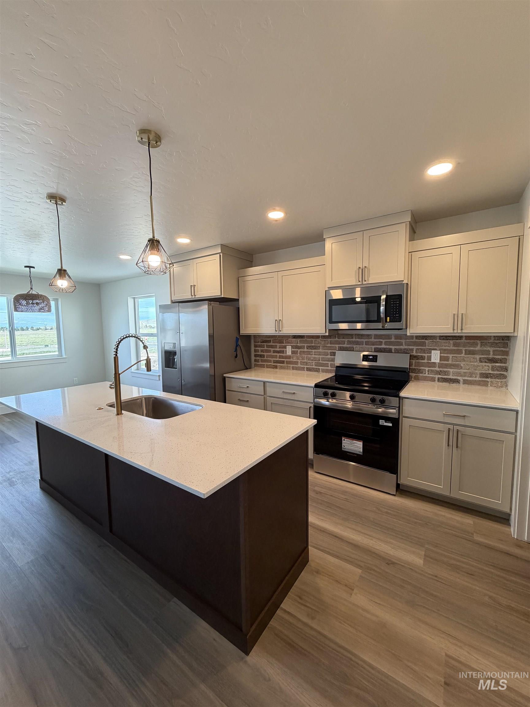 2805 Cypress Pointe Ave, Payette, Idaho 83661, 3 Bedrooms, 2 Bathrooms, Residential For Sale, Price $369,000, 98982347