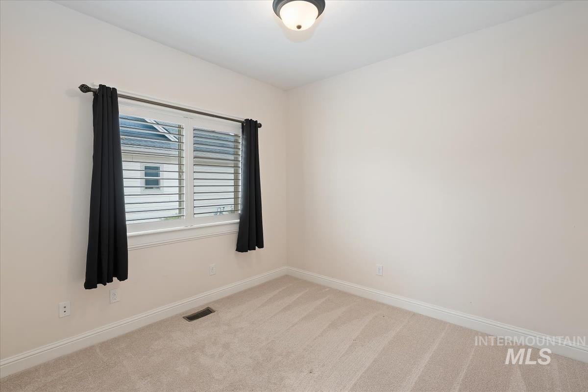 510 S Whisperwood Way, Boise, Idaho 83709, 2 Bedrooms, 2 Bathrooms, Residential For Sale, Price $475,000,MLS 98982349