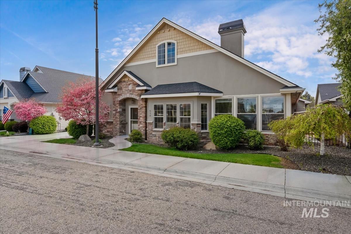 510 S Whisperwood Way, Boise, Idaho 83709, 2 Bedrooms, 2 Bathrooms, Residential For Sale, Price $475,000,MLS 98982349