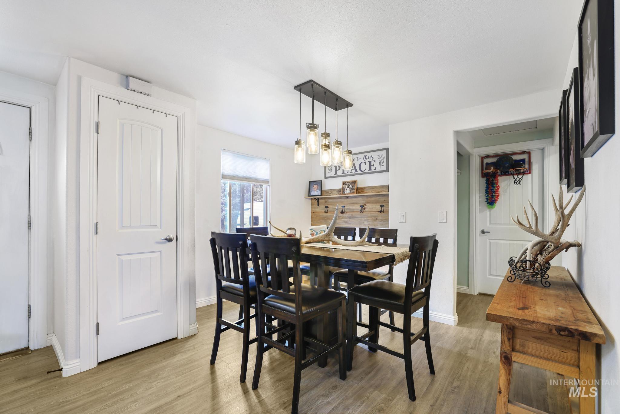 515 E Ave J, Jerome, Idaho 83338, 4 Bedrooms, 1 Bathroom, Residential For Sale, Price $297,500,MLS 98982351