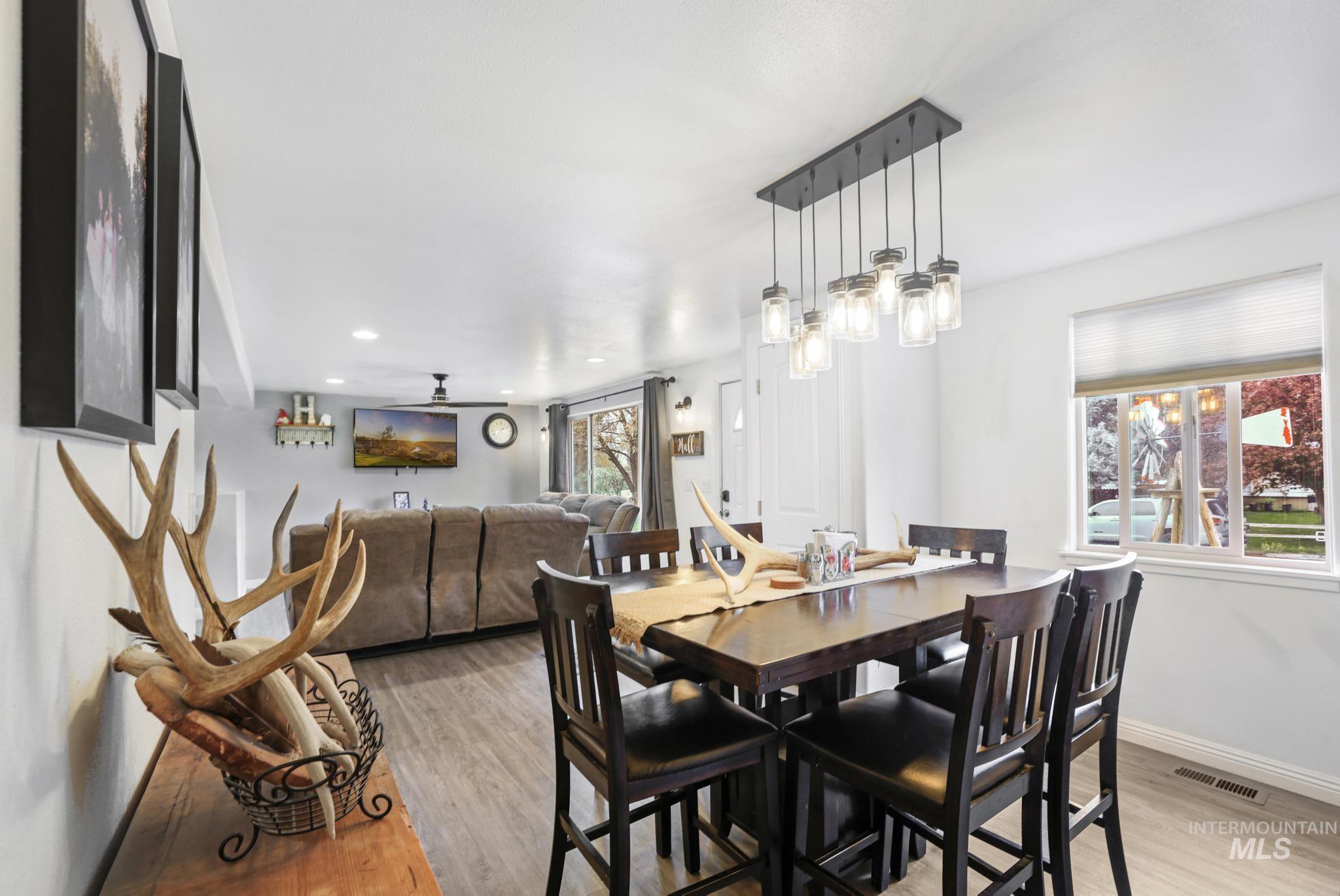 515 E Ave J, Jerome, Idaho 83338, 4 Bedrooms, 1 Bathroom, Residential For Sale, Price $297,500,MLS 98982351