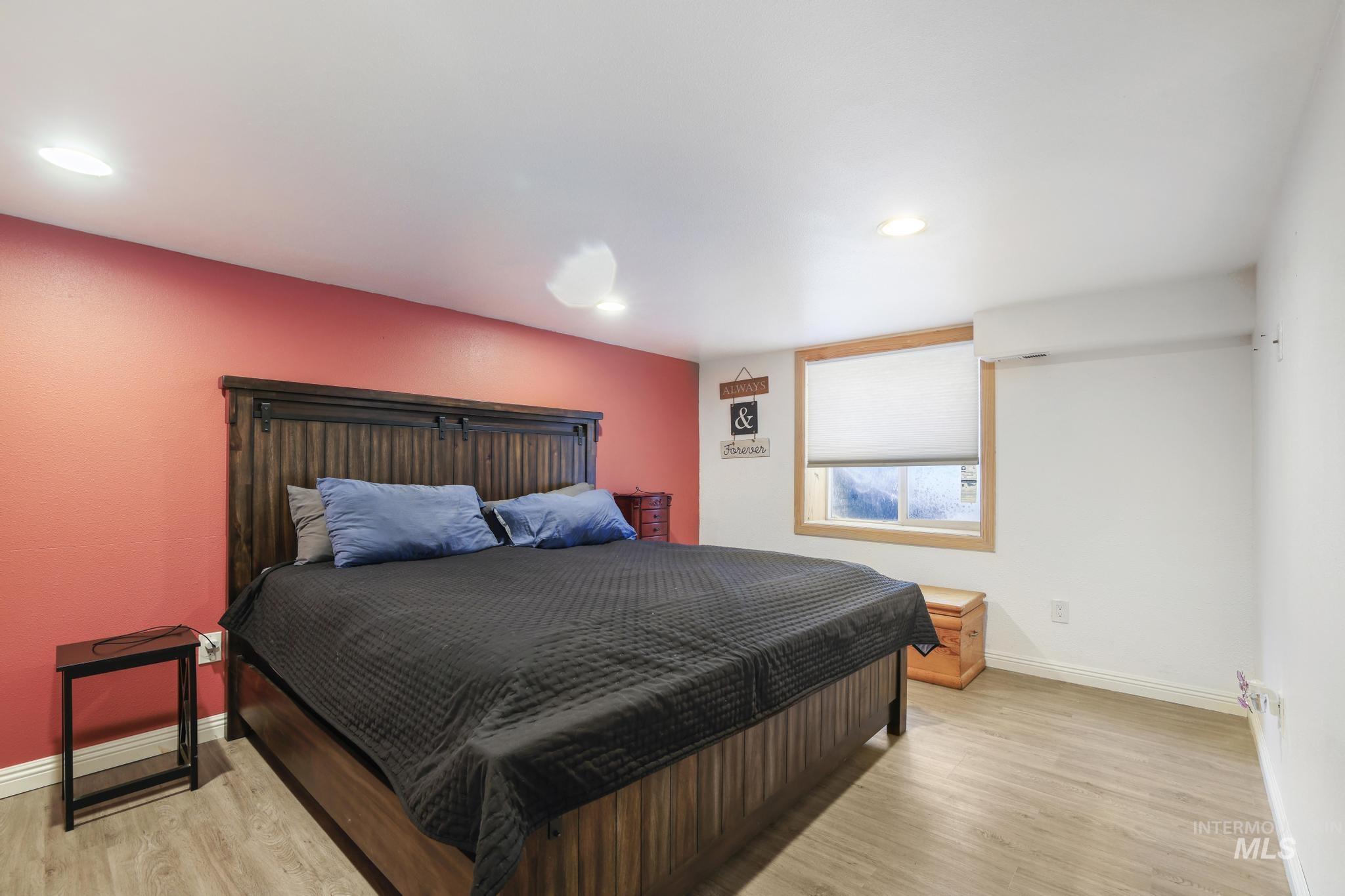 515 E Ave J, Jerome, Idaho 83338, 4 Bedrooms, 1 Bathroom, Residential For Sale, Price $297,500,MLS 98982351