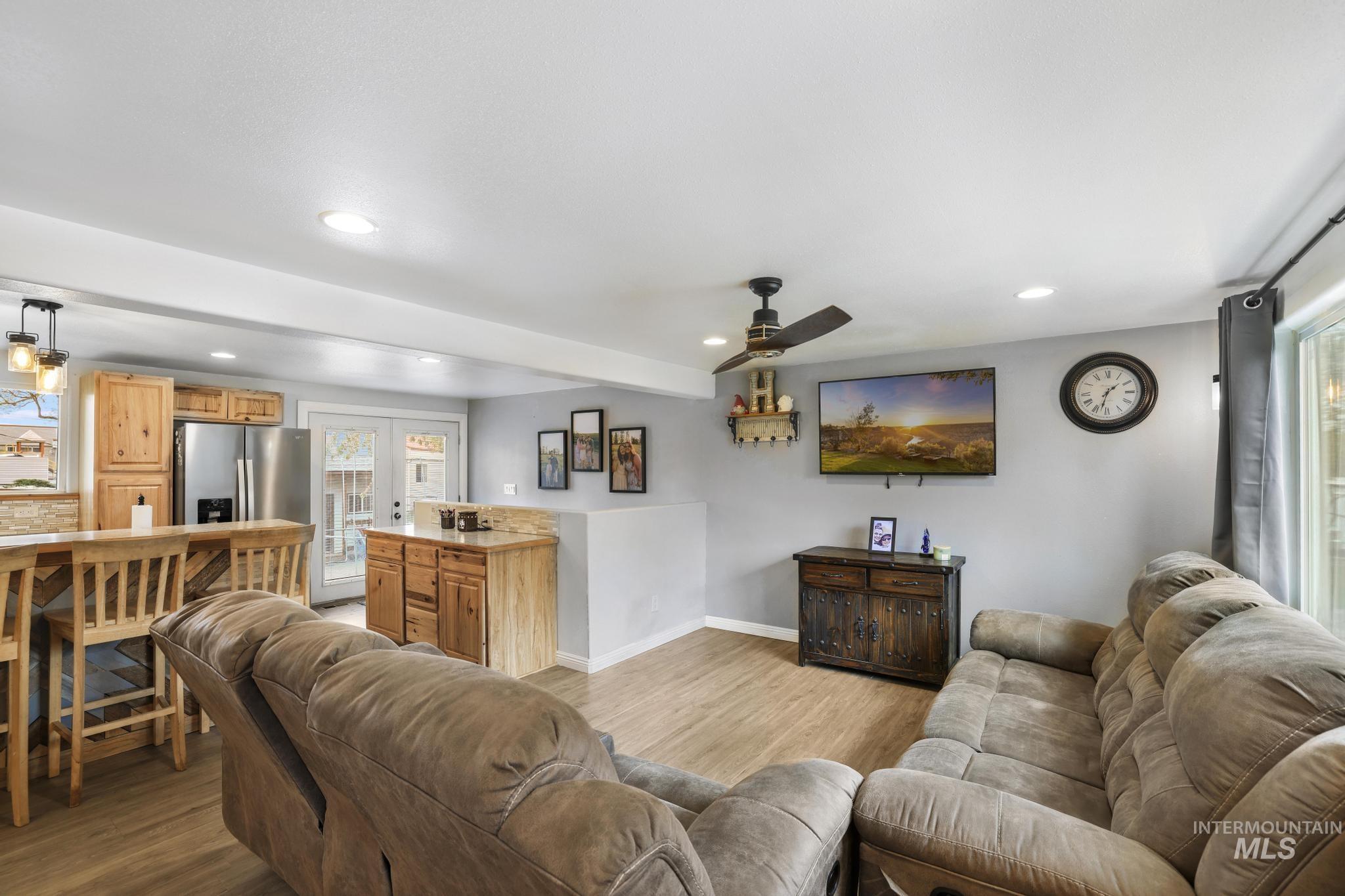 515 E Ave J, Jerome, Idaho 83338, 4 Bedrooms, 1 Bathroom, Residential For Sale, Price $297,500,MLS 98982351