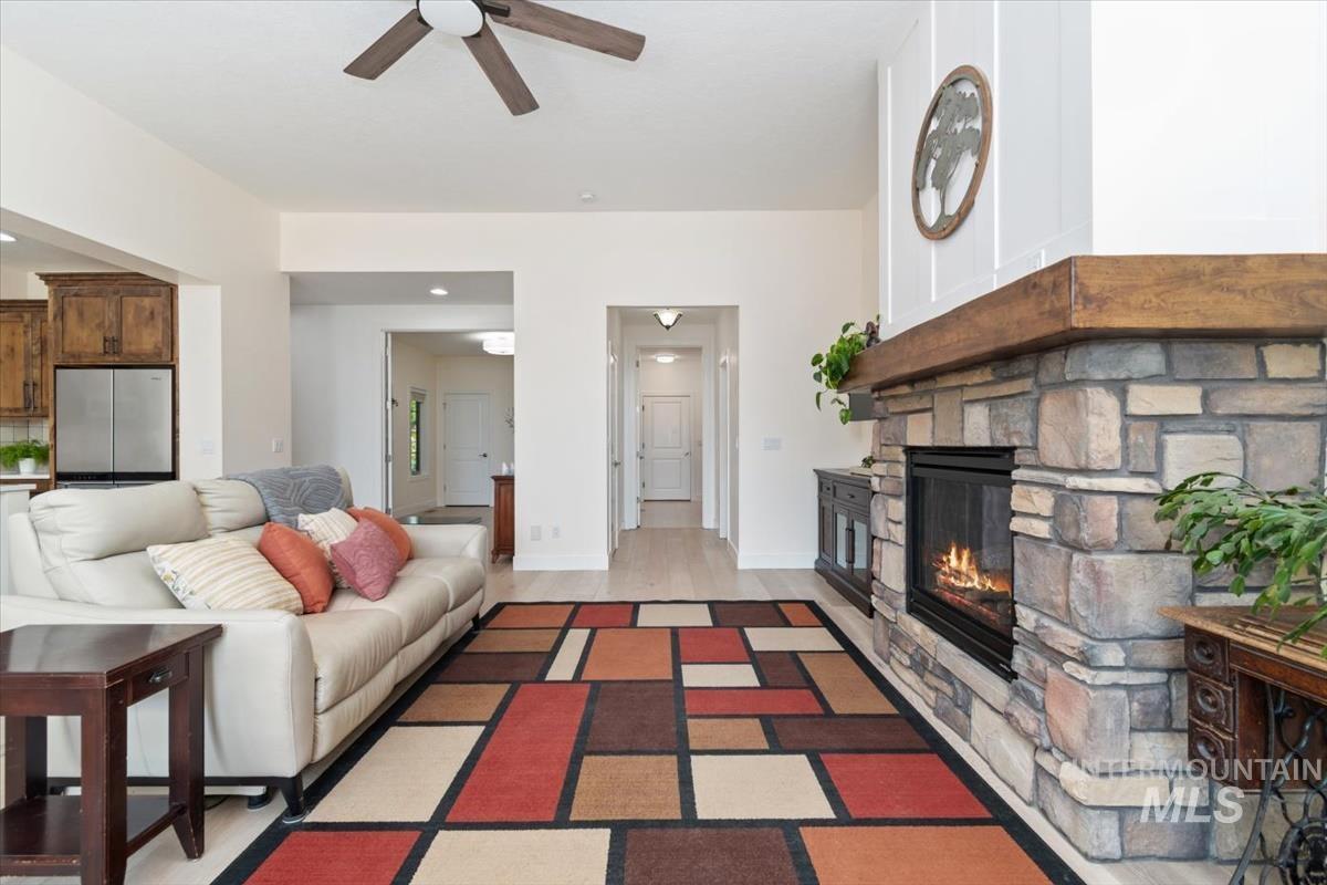 8387 W Tether, Boise, Idaho 83709, 4 Bedrooms, 2.5 Bathrooms, Residential For Sale, Price $655,000, 98982353