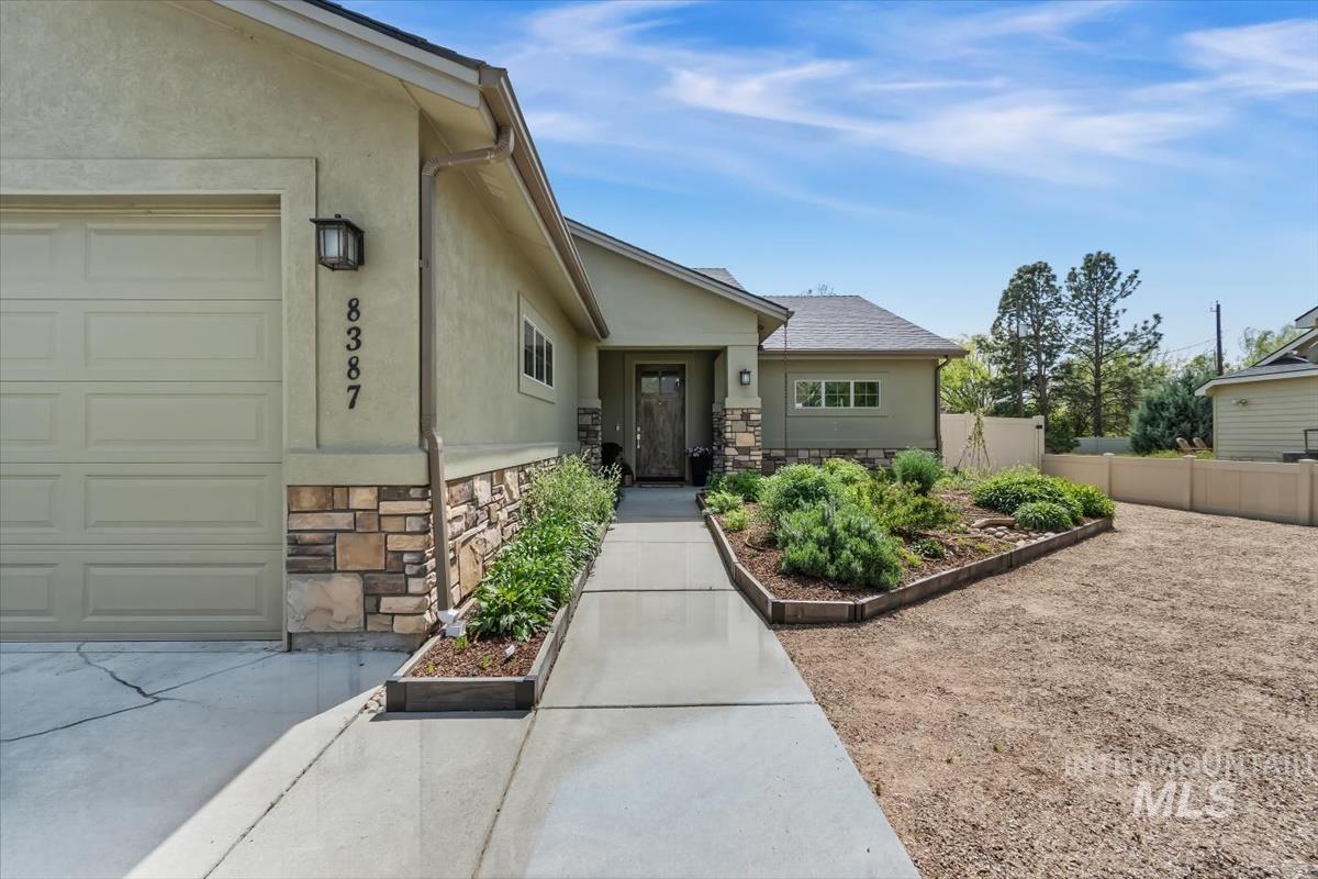 8387 W Tether, Boise, Idaho 83709, 4 Bedrooms, 2.5 Bathrooms, Residential For Sale, Price $655,000, 98982353