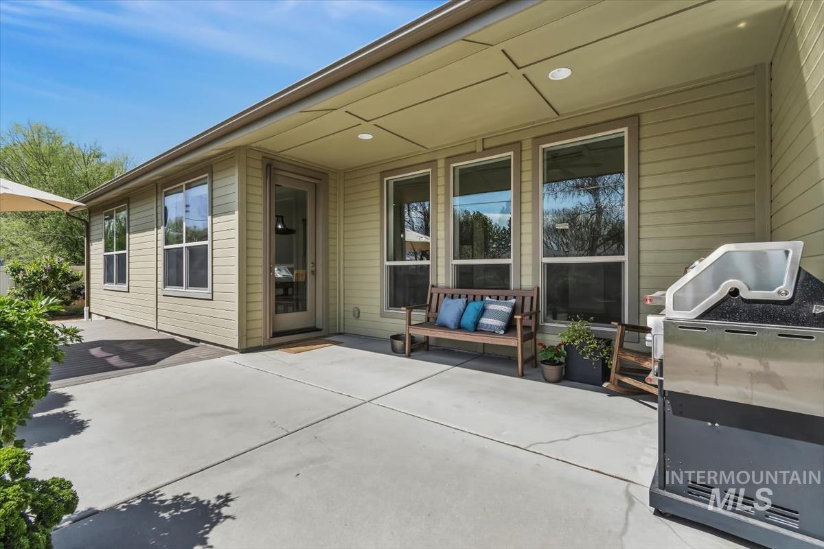 8387 W Tether, Boise, Idaho 83709, 4 Bedrooms, 2.5 Bathrooms, Residential For Sale, Price $655,000, 98982353