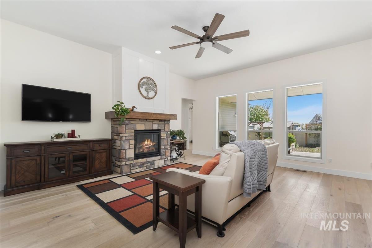 8387 W Tether, Boise, Idaho 83709, 4 Bedrooms, 2.5 Bathrooms, Residential For Sale, Price $655,000, 98982353