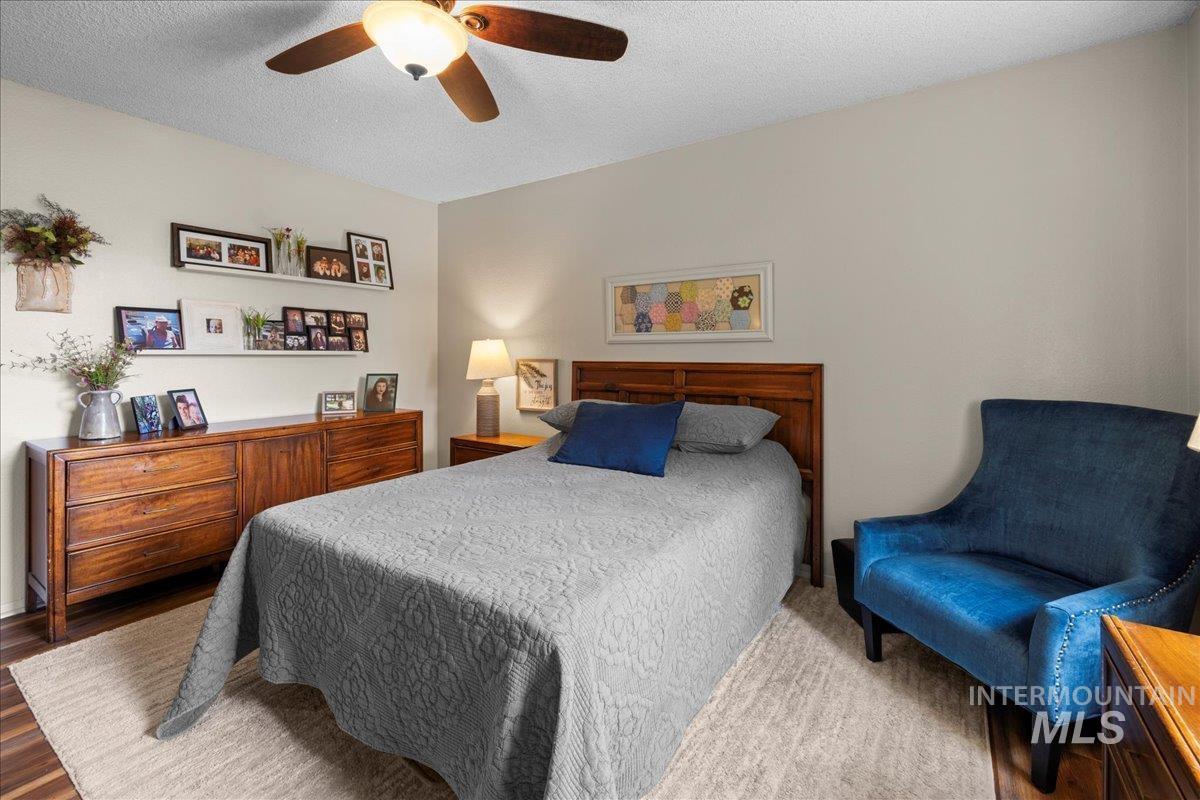 5757 S Cole Rd, Boise, Idaho 83709, 3 Bedrooms, 2 Bathrooms, Residential For Sale, Price $625,000,MLS 98982354