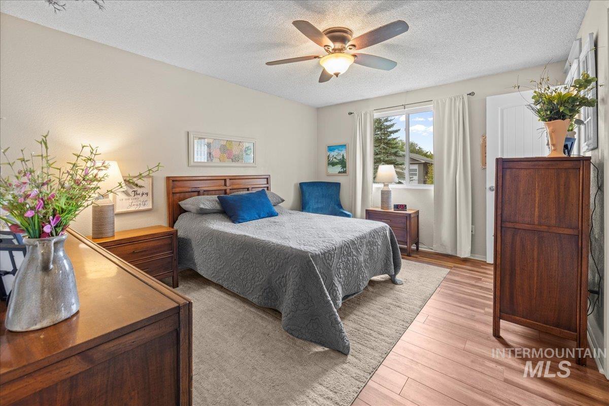 5757 S Cole Rd, Boise, Idaho 83709, 3 Bedrooms, 2 Bathrooms, Residential For Sale, Price $625,000,MLS 98982354