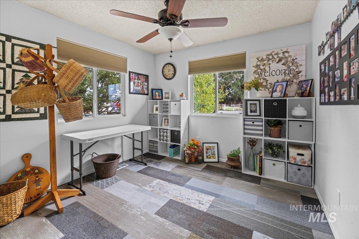 5757 S Cole Rd, Boise, Idaho 83709, 3 Bedrooms, 2 Bathrooms, Residential For Sale, Price $625,000,MLS 98982354