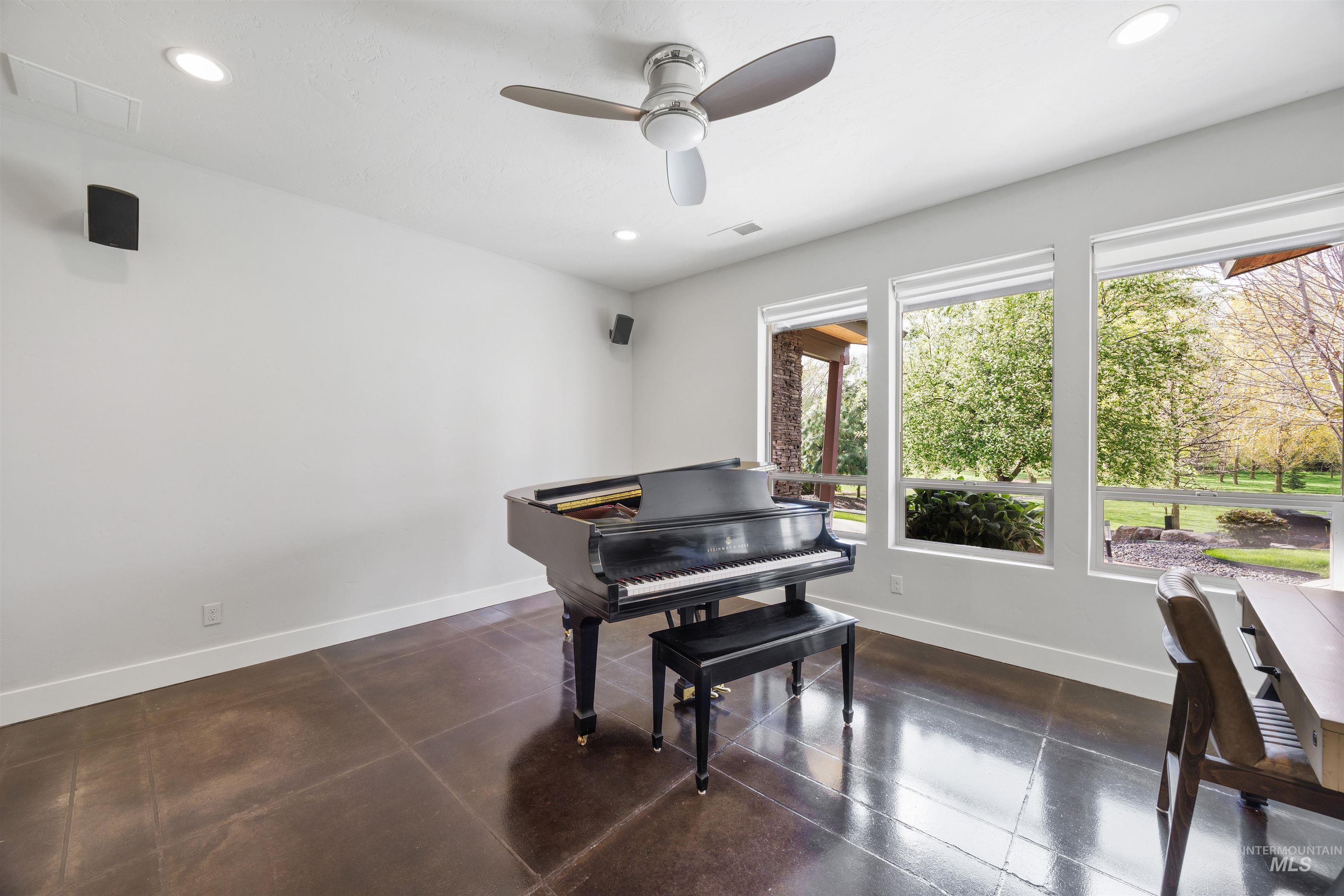 2094 N Vizcaya Way, Eagle, Idaho 83616, 4 Bedrooms, 3.5 Bathrooms, Residential For Sale, Price $1,749,900,MLS 98982356