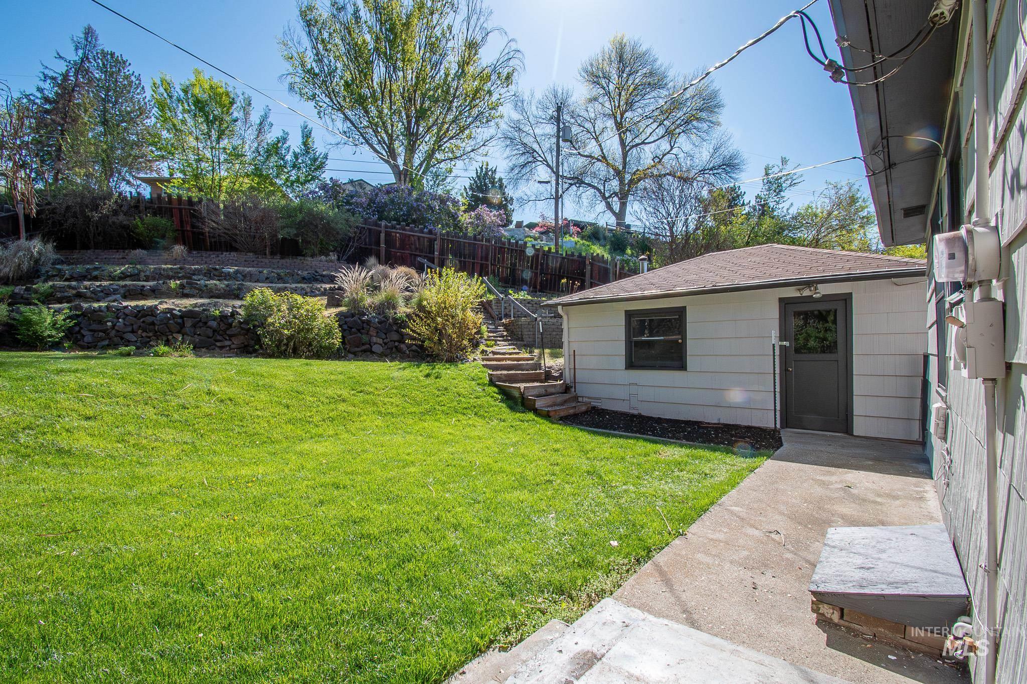 1304 W Rose Park Cir., Boise, Idaho 83702, 2 Bedrooms, 1 Bathroom, Residential For Sale, Price $525,000, 98982357