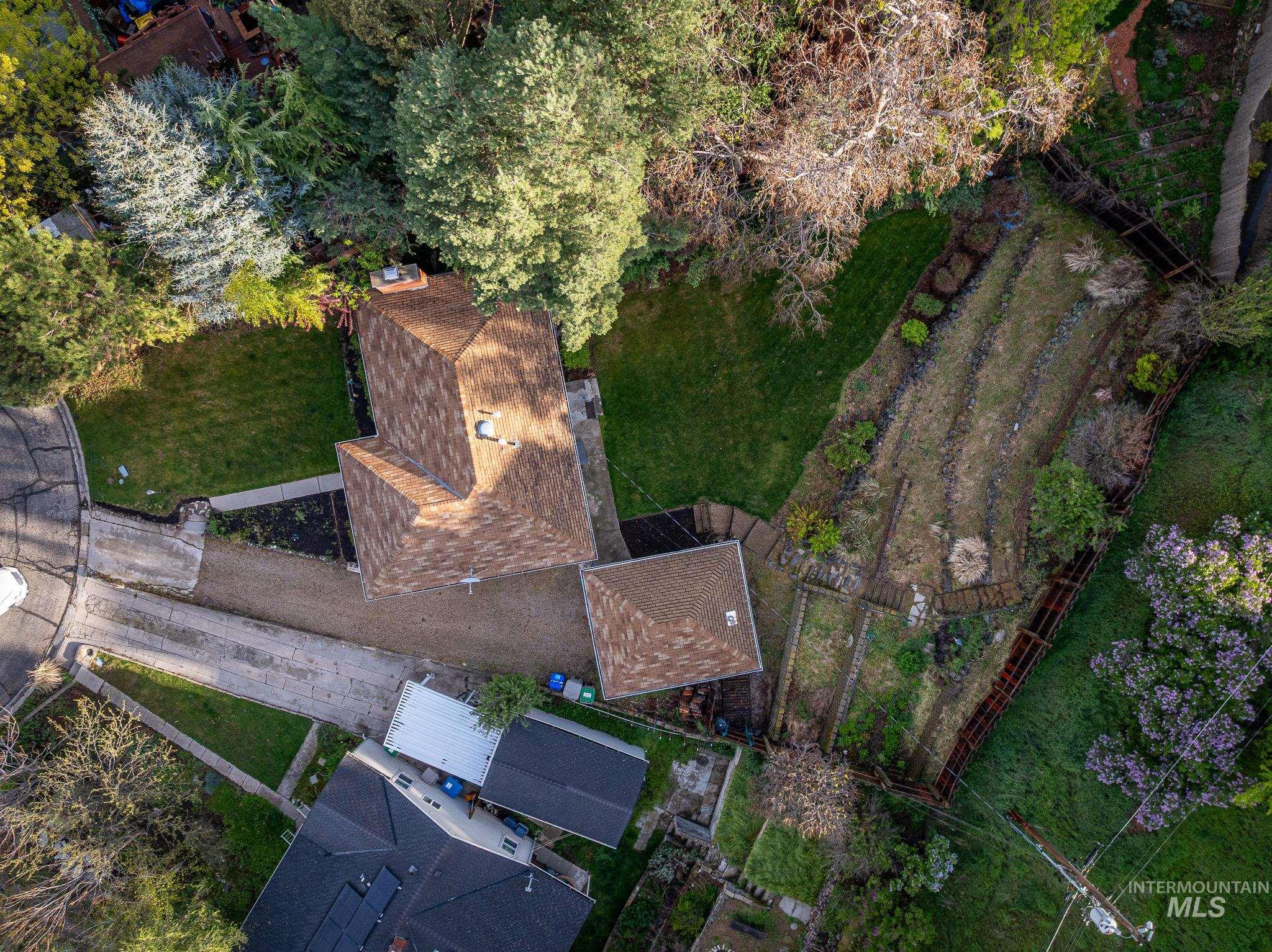 1304 W Rose Park Cir., Boise, Idaho 83702, 2 Bedrooms, 1 Bathroom, Residential For Sale, Price $525,000, 98982357