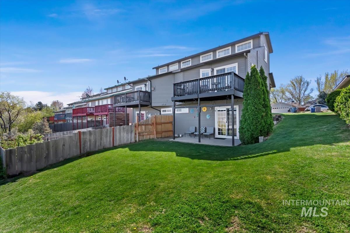 2810 E Eastgate Dr, Boise, Idaho 83716, 3 Bedrooms, 2 Bathrooms, Residential For Sale, Price $385,000,MLS 98982359