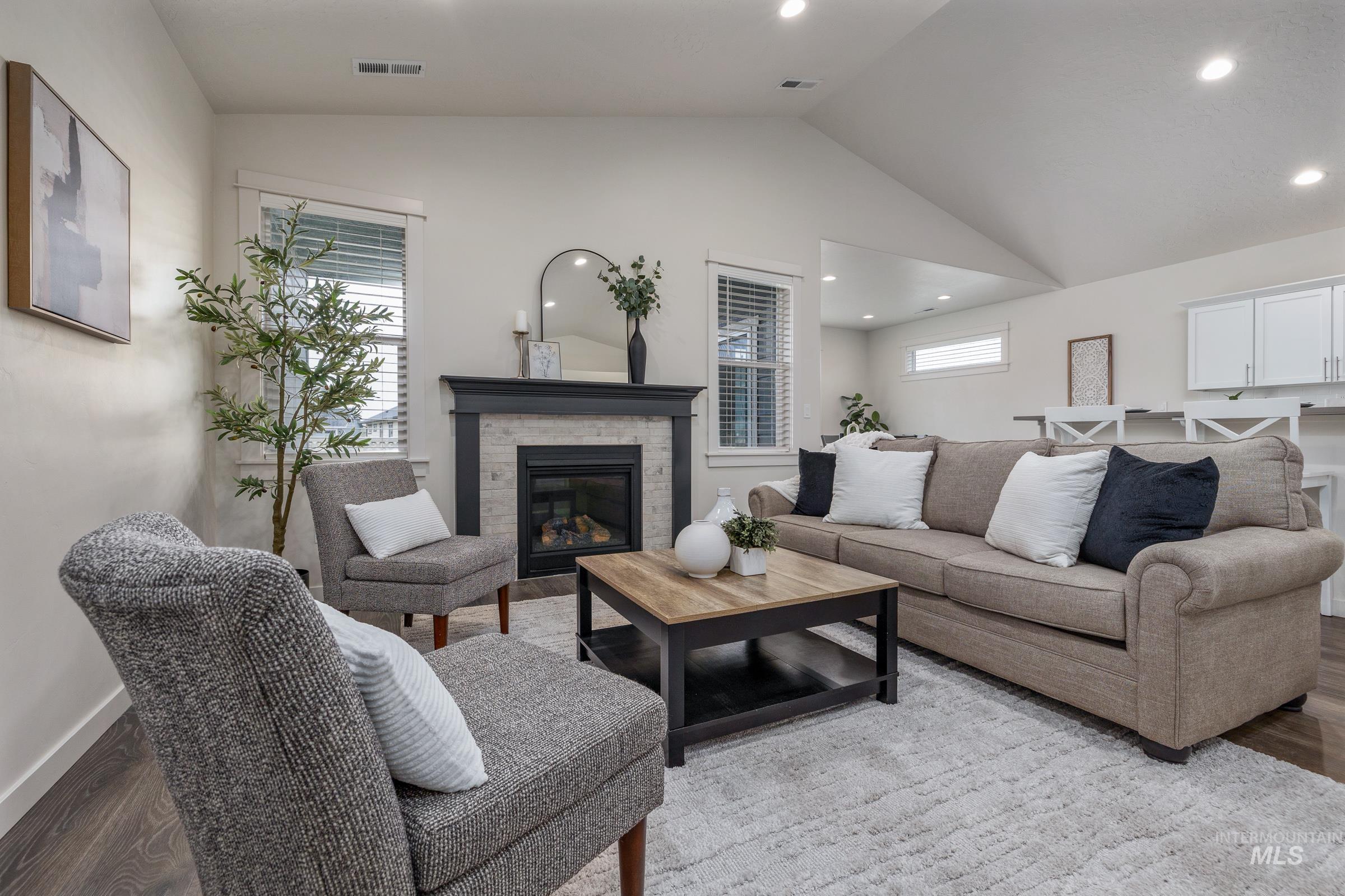 7565 W Itasco Dr, Boise, Idaho 83709-1681, 3 Bedrooms, 2 Bathrooms, Residential For Sale, Price $500,000,MLS 98982360