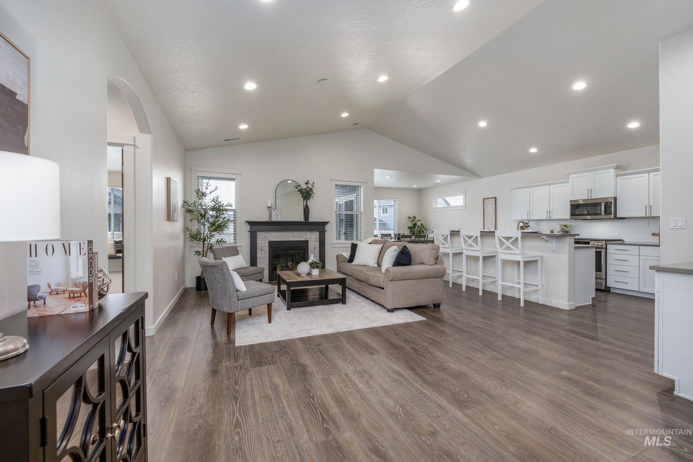 7565 W Itasco Dr, Boise, Idaho 83709-1681, 3 Bedrooms, 2 Bathrooms, Residential For Sale, Price $500,000,MLS 98982360