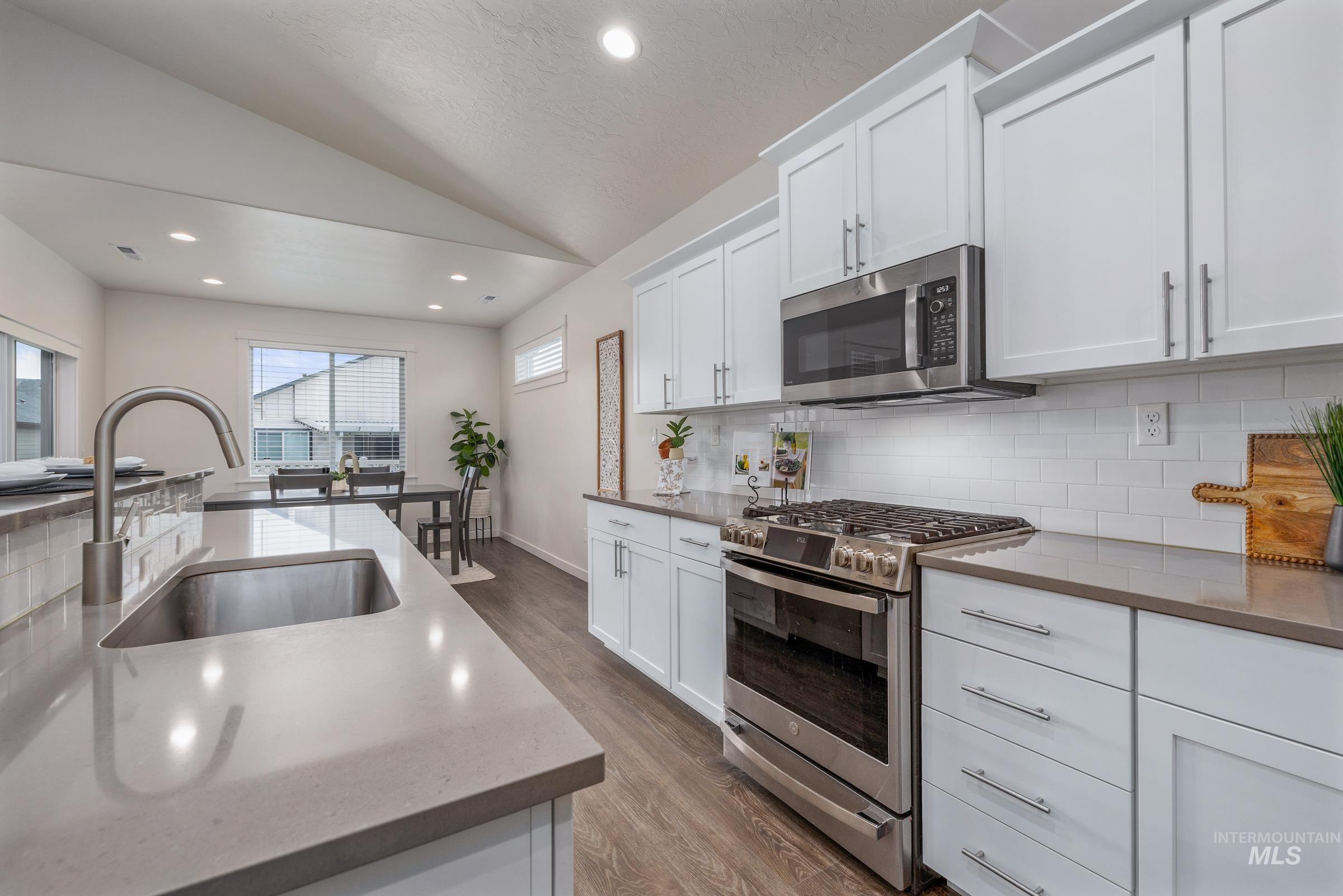 7565 W Itasco Dr, Boise, Idaho 83709-1681, 3 Bedrooms, 2 Bathrooms, Residential For Sale, Price $500,000,MLS 98982360