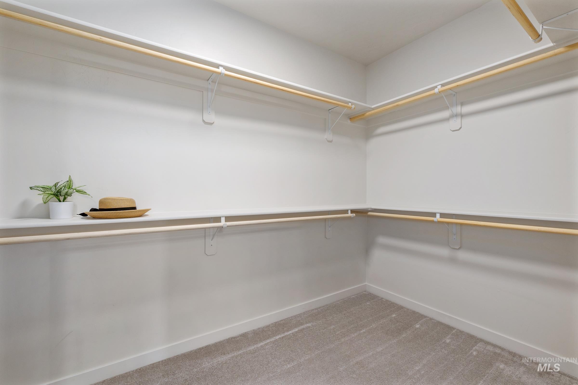 7565 W Itasco Dr, Boise, Idaho 83709-1681, 3 Bedrooms, 2 Bathrooms, Residential For Sale, Price $500,000,MLS 98982360