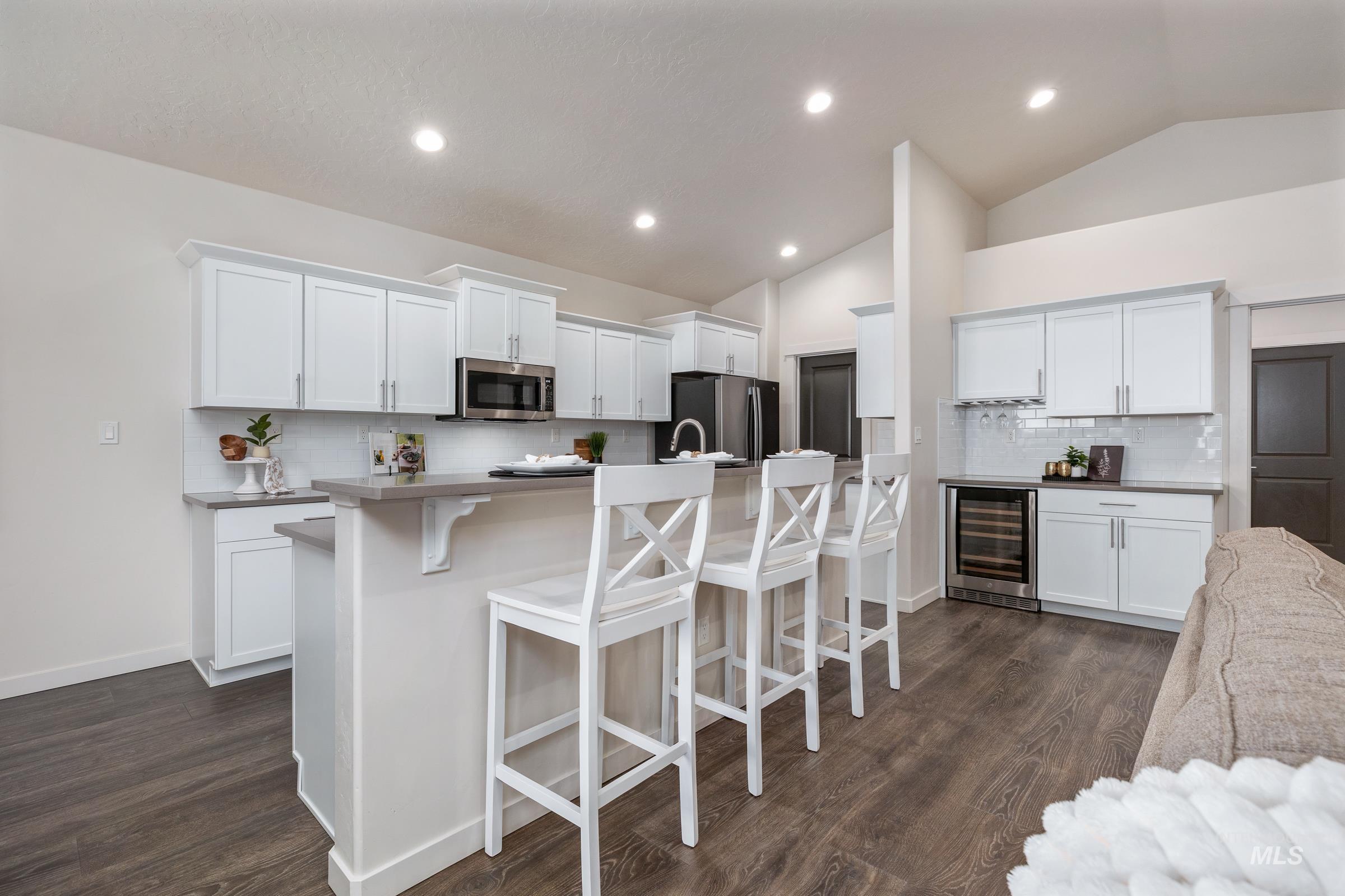 7565 W Itasco Dr, Boise, Idaho 83709-1681, 3 Bedrooms, 2 Bathrooms, Residential For Sale, Price $500,000,MLS 98982360