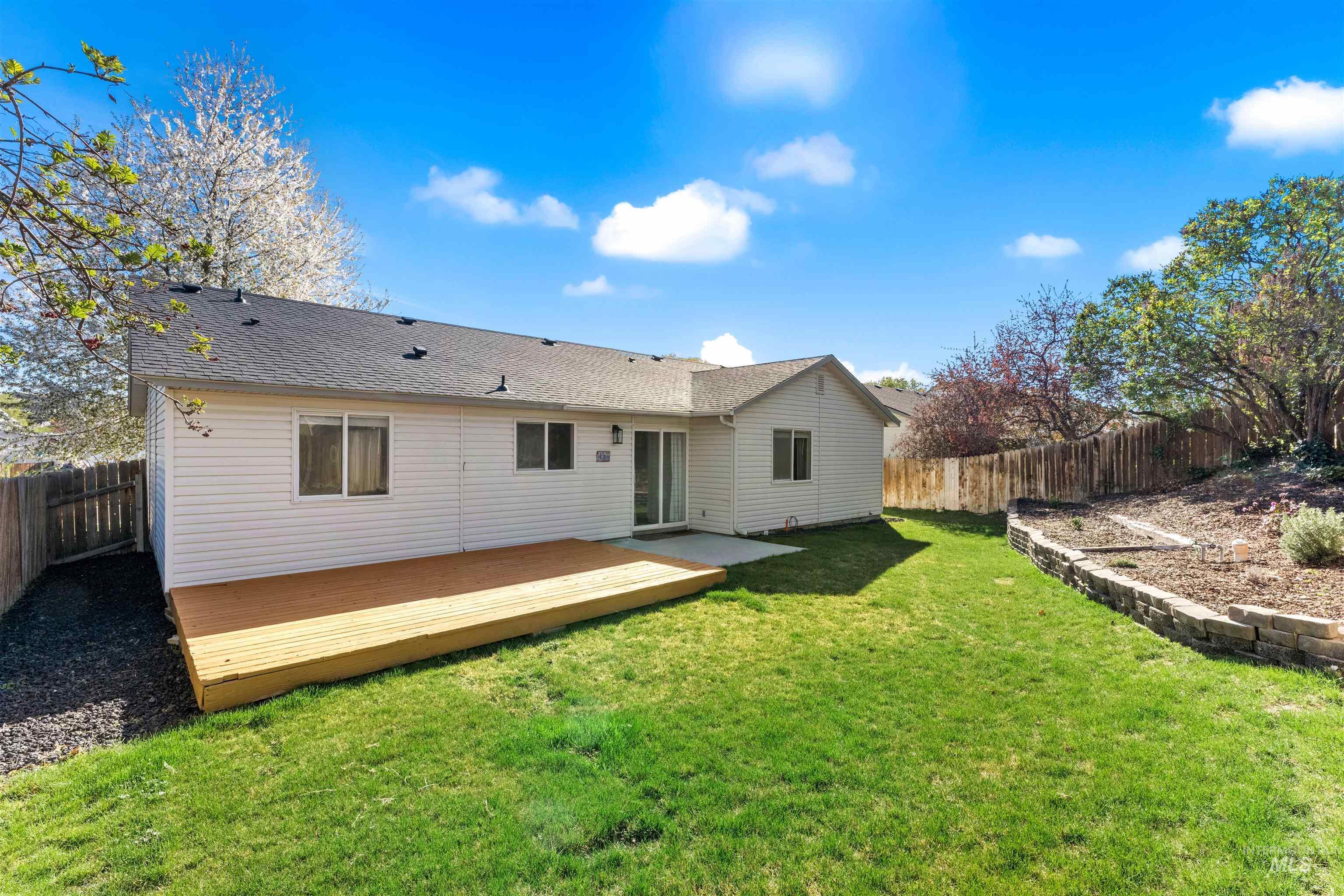 3205 S Malad Dr., Nampa, Idaho 83686, 4 Bedrooms, 2 Bathrooms, Residential For Sale, Price $398,500,MLS 98982362