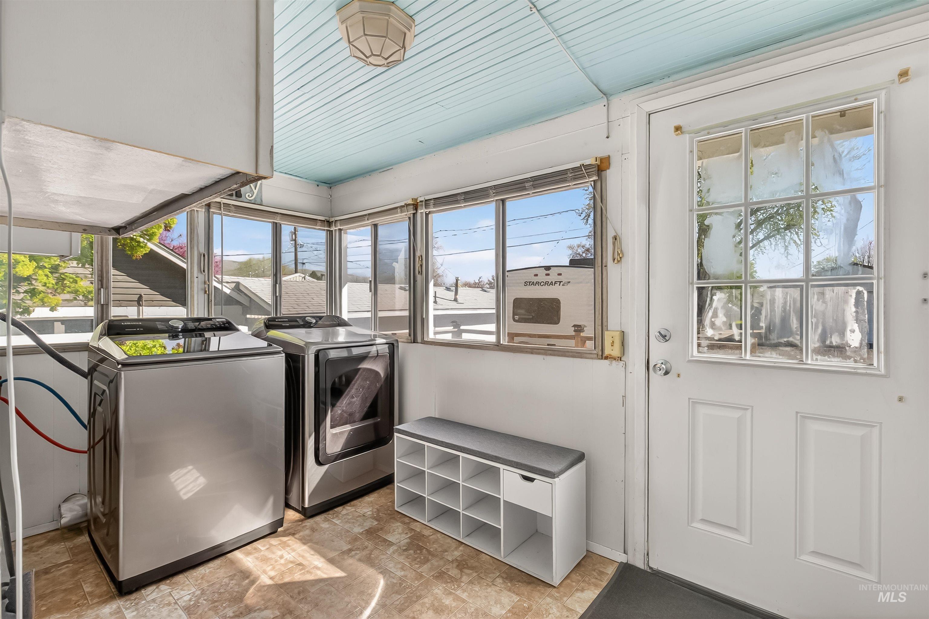 921 3rd Street, Clarkston, Washington 99403, 2 Bedrooms, 1 Bathroom, Residential For Sale, Price $290,000,MLS 98982363