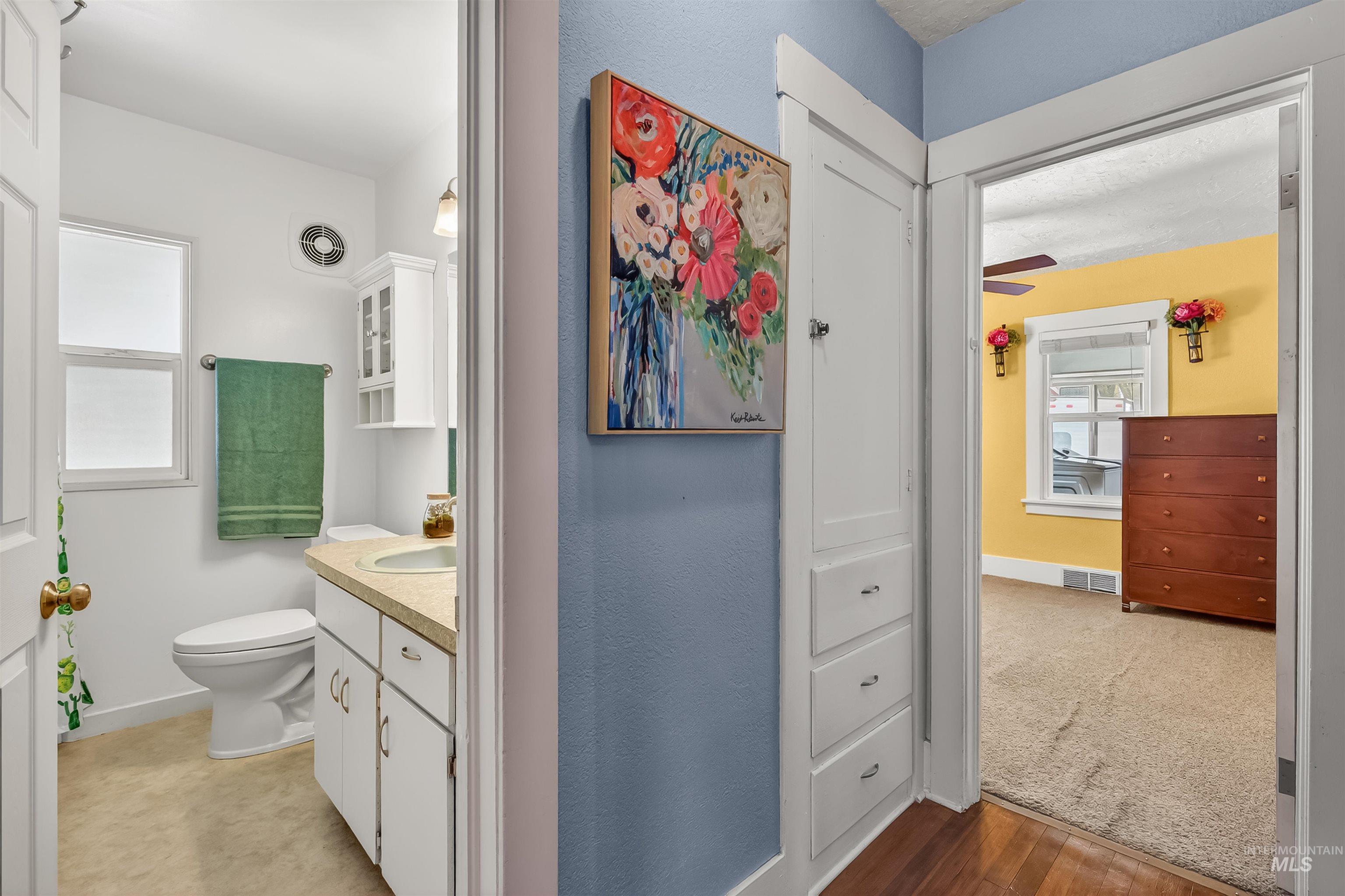 921 3rd Street, Clarkston, Washington 99403, 2 Bedrooms, 1 Bathroom, Residential For Sale, Price $290,000,MLS 98982363