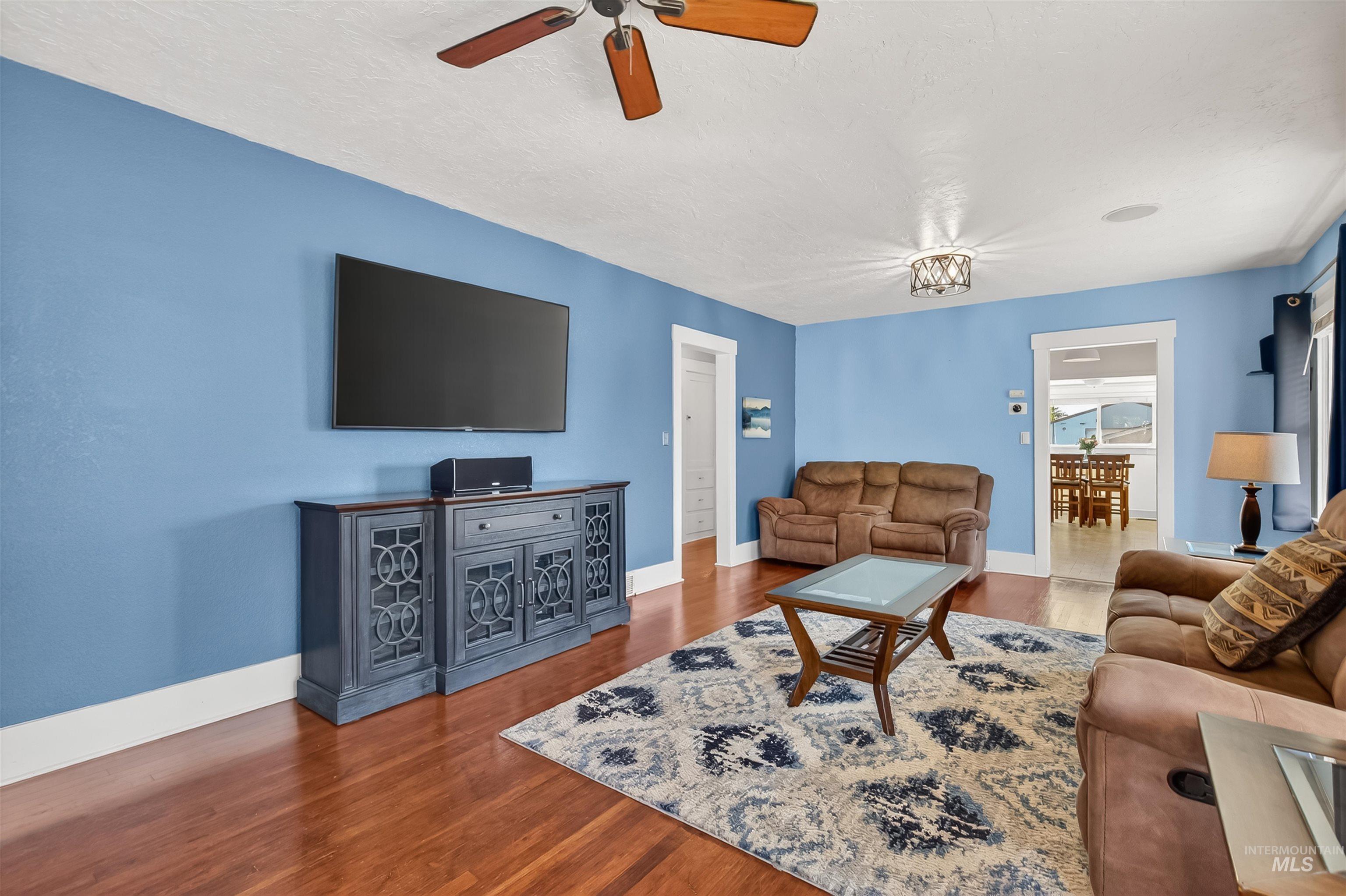 921 3rd Street, Clarkston, Washington 99403, 2 Bedrooms, 1 Bathroom, Residential For Sale, Price $290,000,MLS 98982363