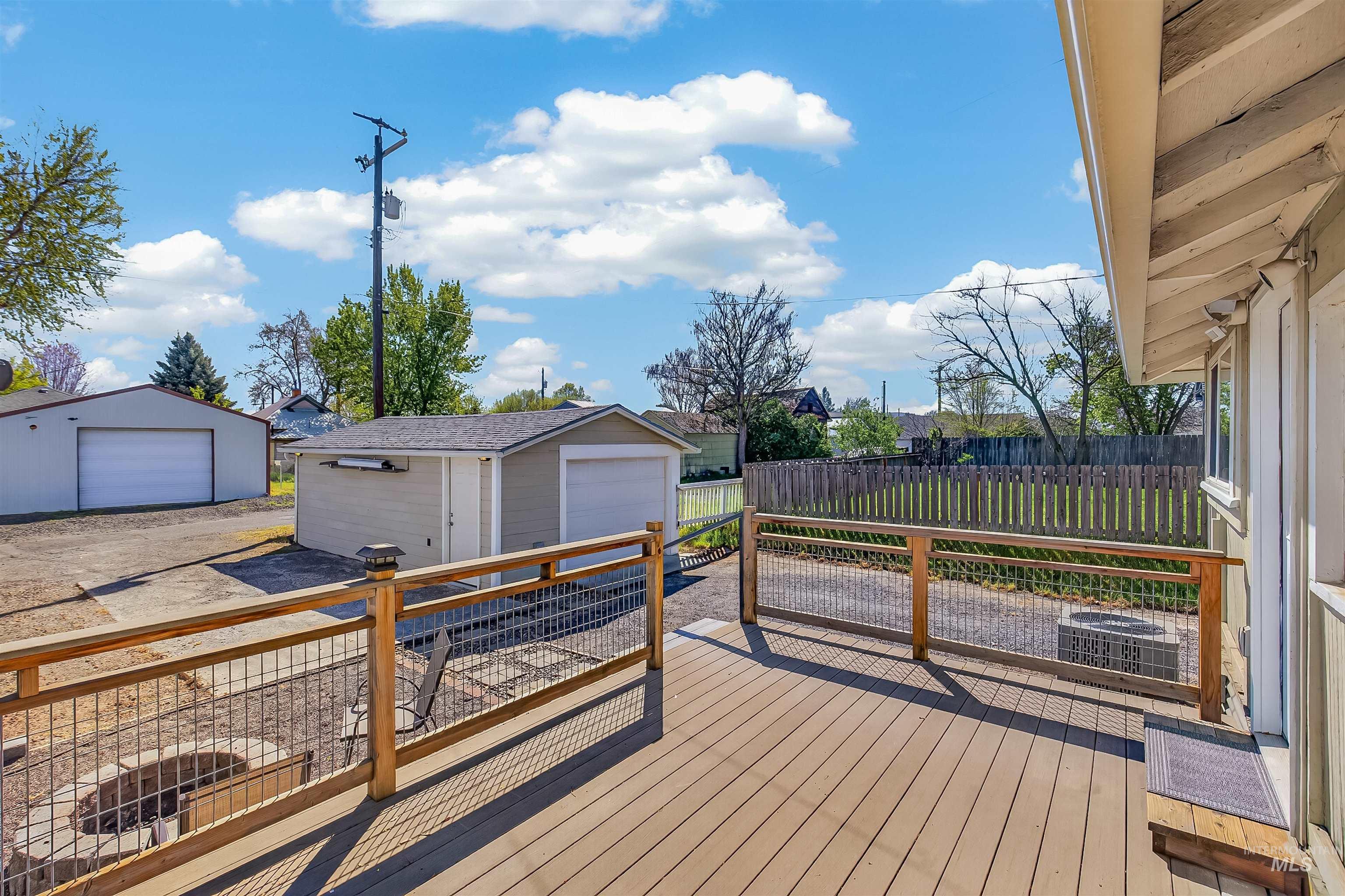 921 3rd Street, Clarkston, Washington 99403, 2 Bedrooms, 1 Bathroom, Residential For Sale, Price $290,000,MLS 98982363