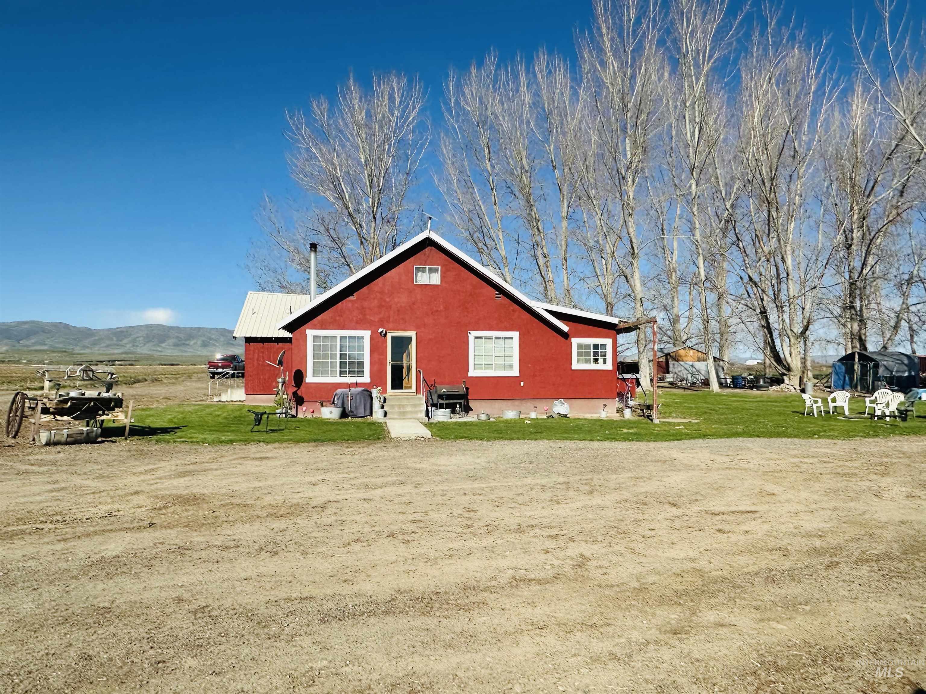 5051 S Rd J, Vale, Oregon 97914, 3 Bedrooms, 1 Bathroom, Residential For Sale, Price $698,000,MLS 98982365