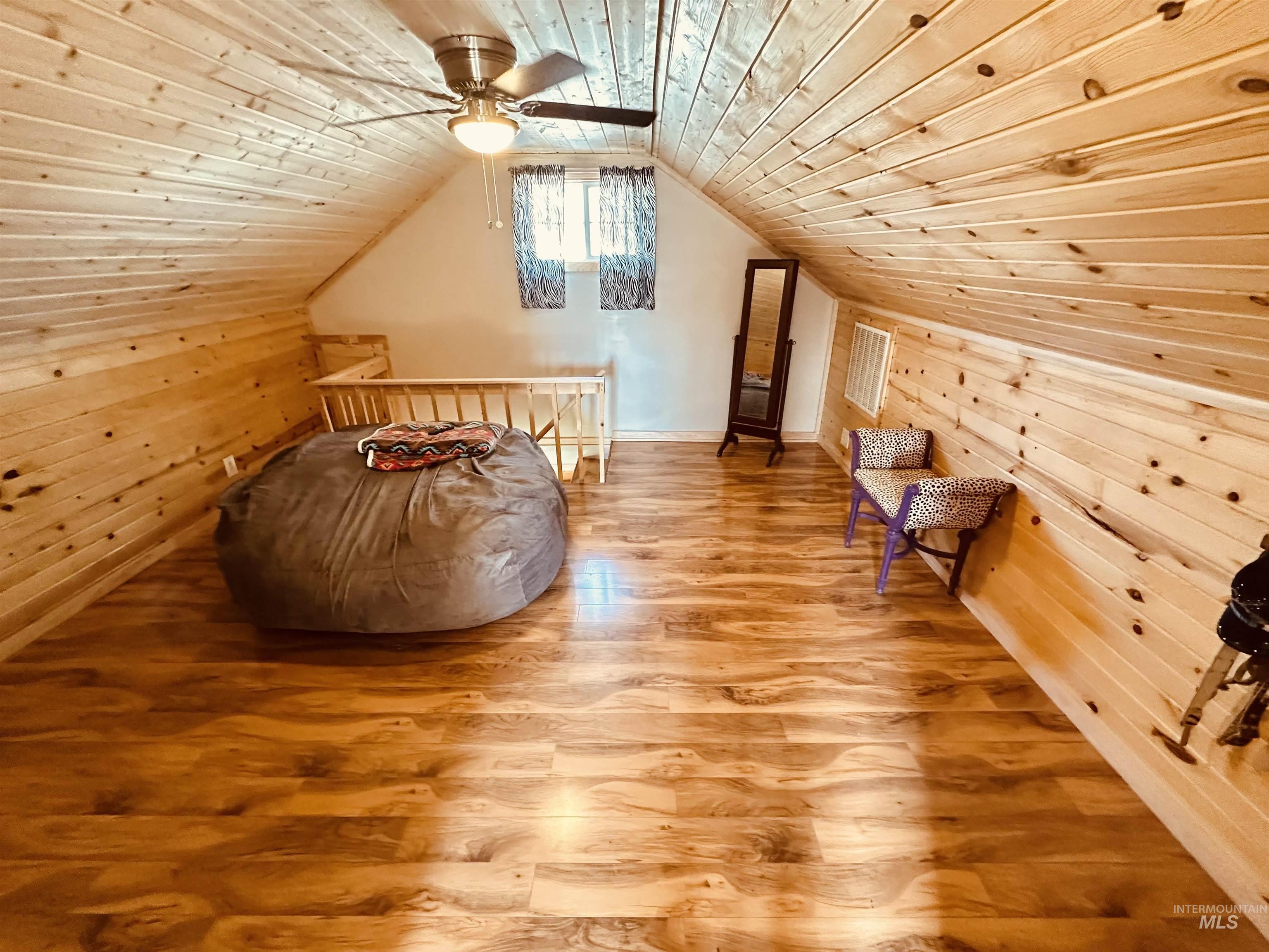 5051 S Rd J, Vale, Oregon 97914, 3 Bedrooms, 1 Bathroom, Residential For Sale, Price $698,000,MLS 98982365